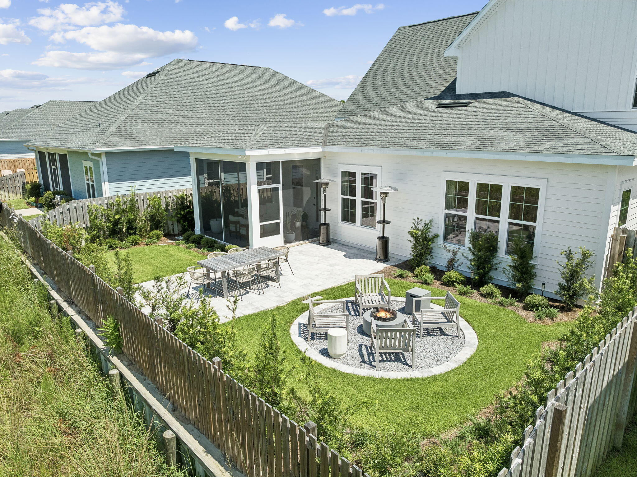 215 Suwannee Drive — photo