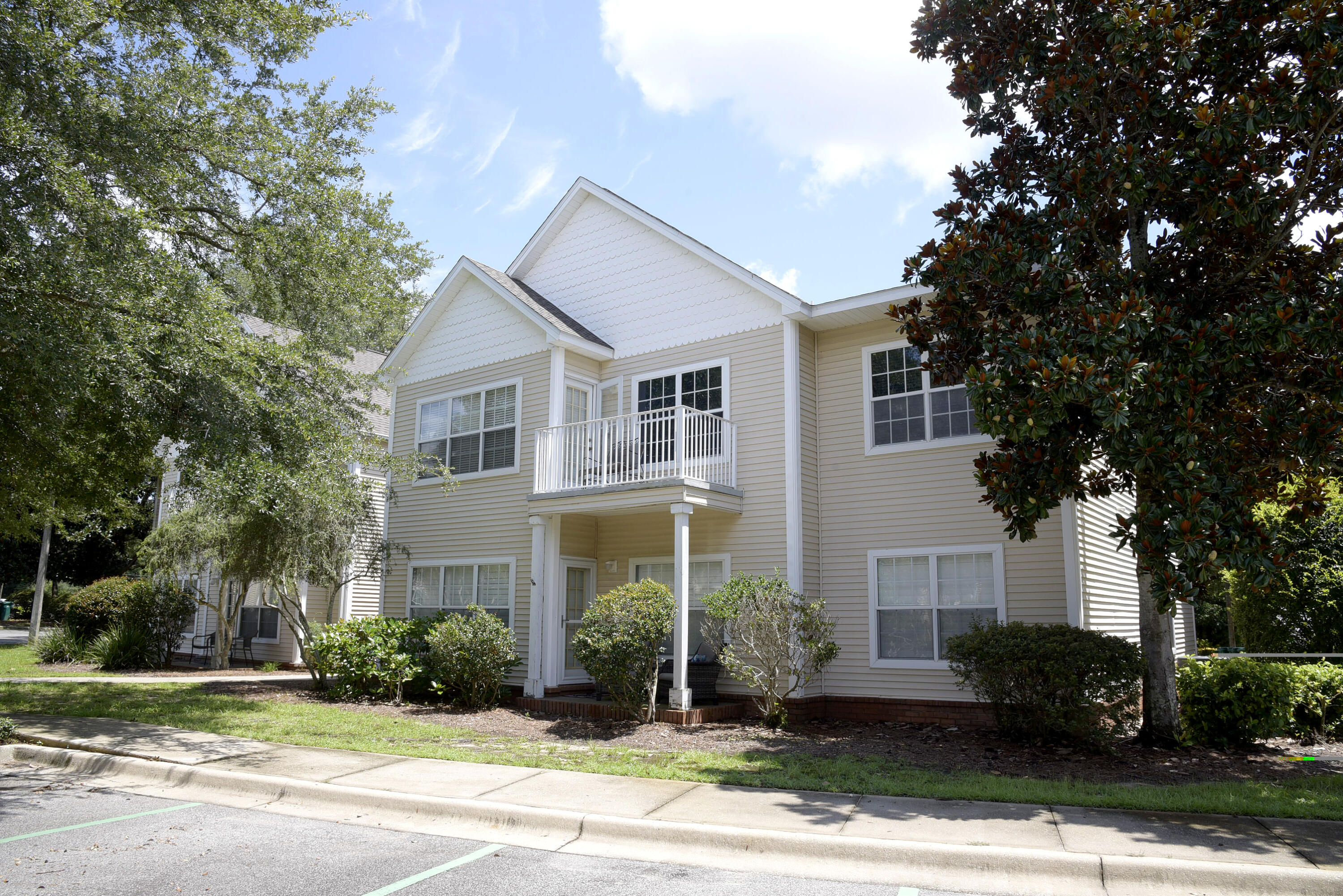 1501 N Partin Drive Apt 217 — photo