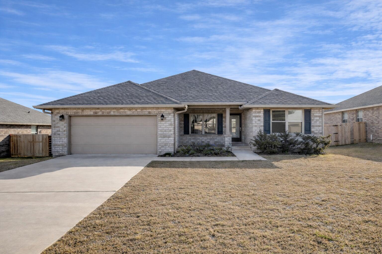 5839 Crestlake Drive — photo