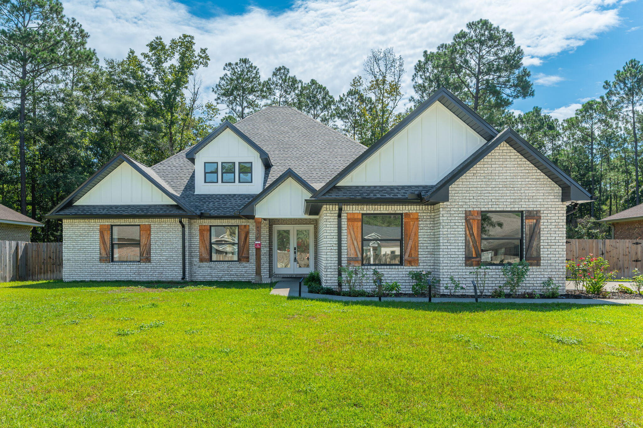 4572 Ashton Circle — photo