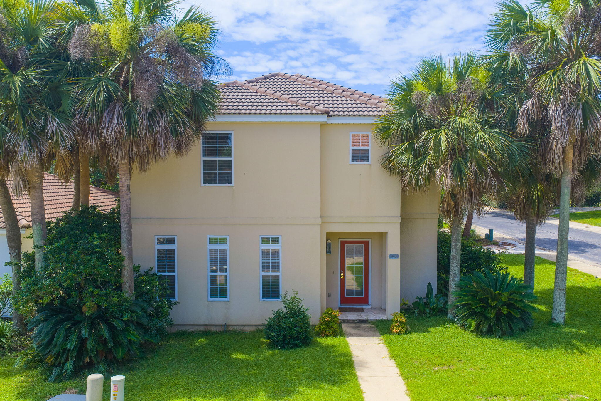 107 Mantero Way — photo