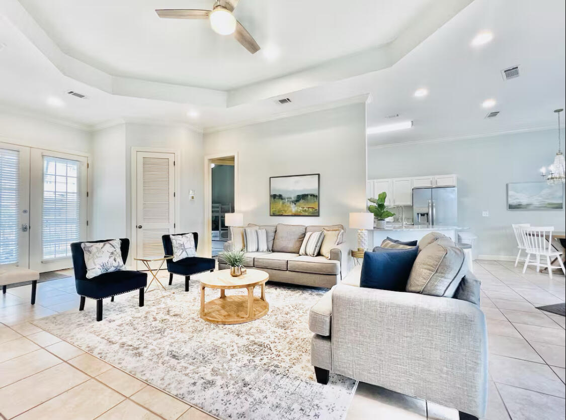 2323 Crystal Cove Lane # 2323 — photo