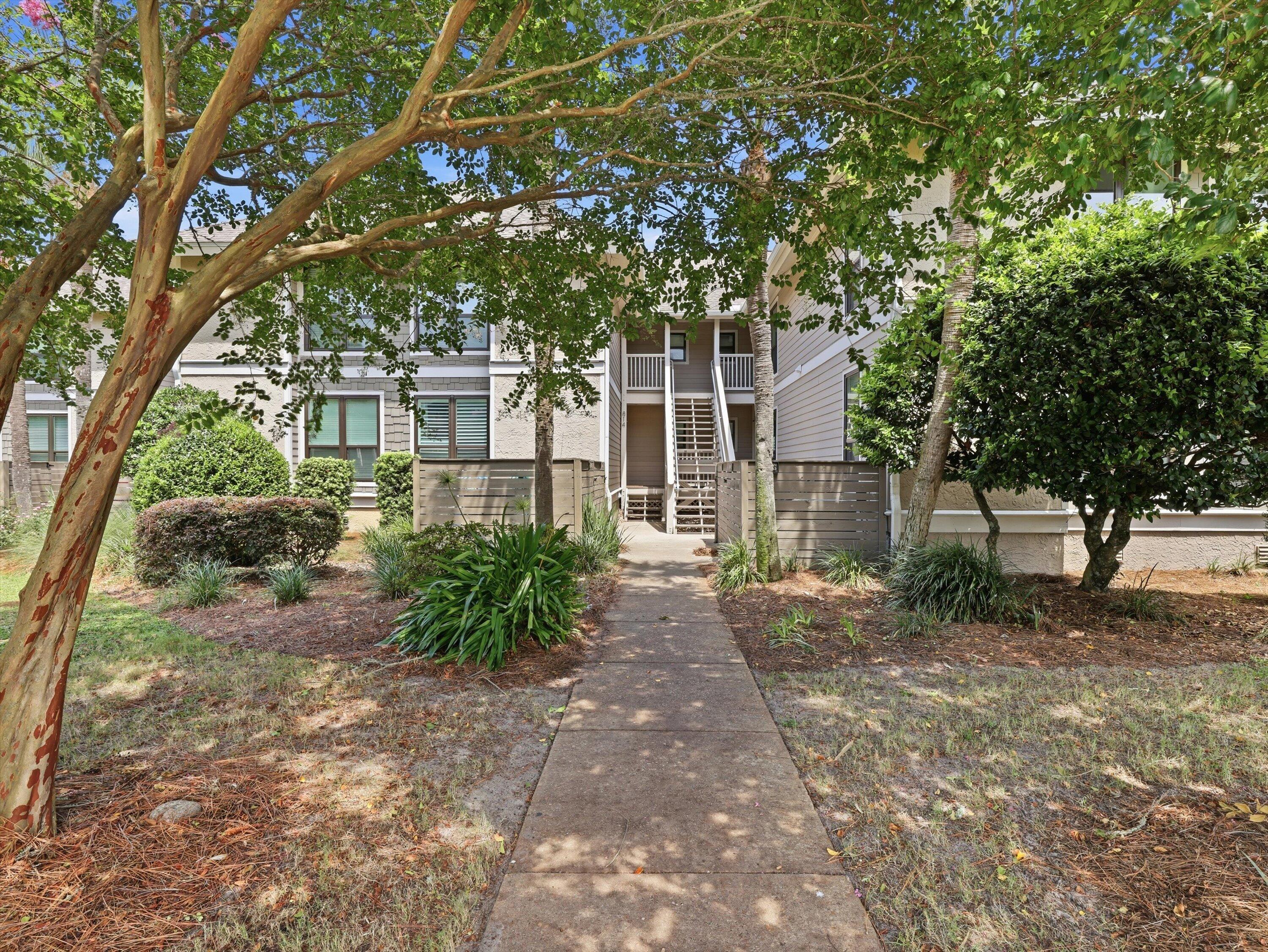 813 Harbour Point Drive 813 — photo
