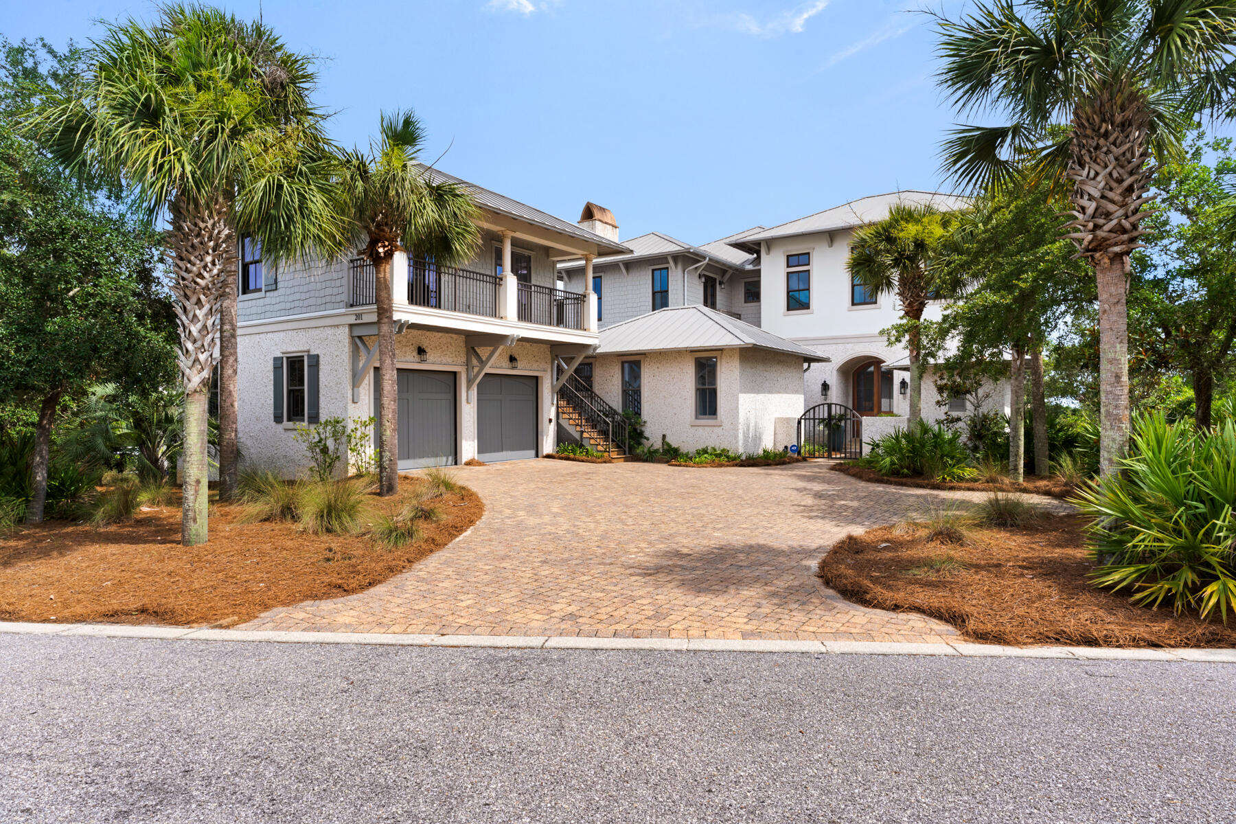 201 W Bermuda Drive — photo