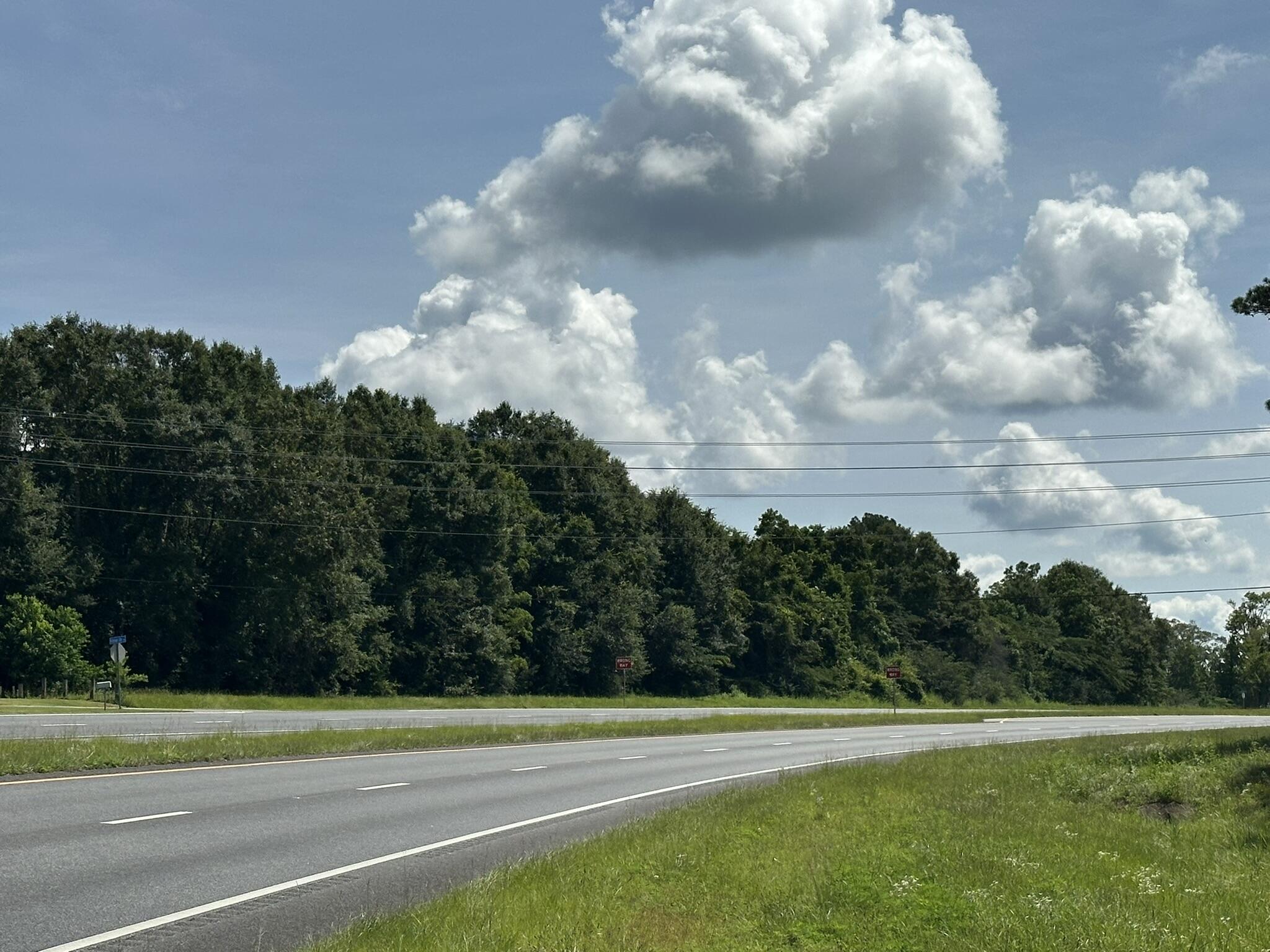 8+/- Ac N Highway 85 — photo