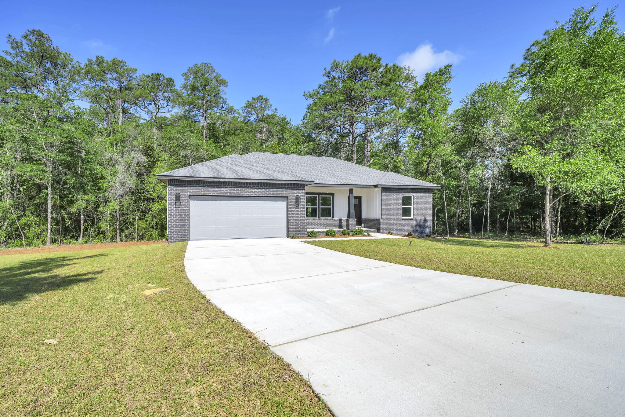 193 Hunters Ridge Drive — photo