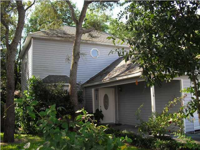 4 Forest Breeze Court — photo
