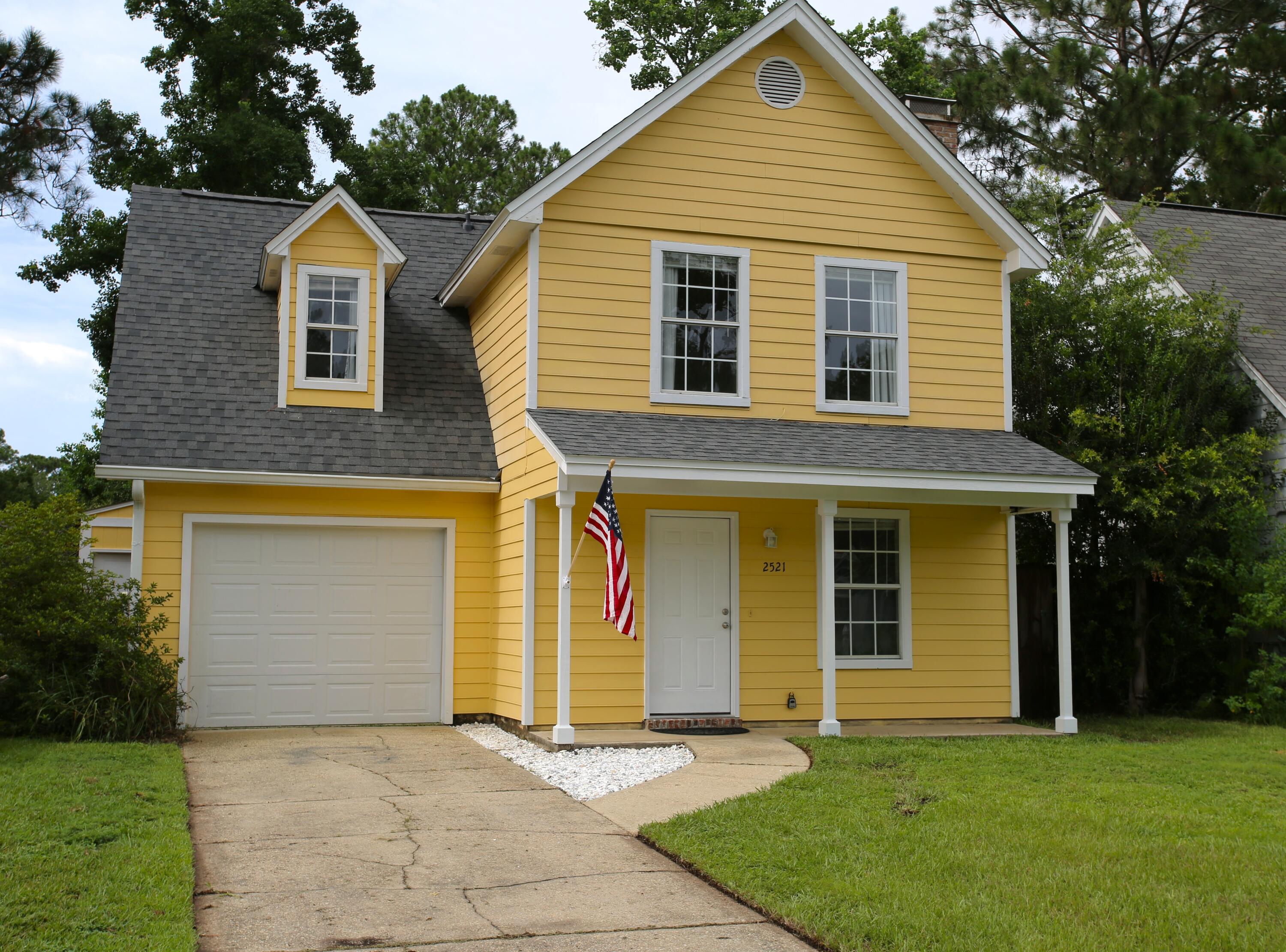 2521 Georgetown Lane — photo