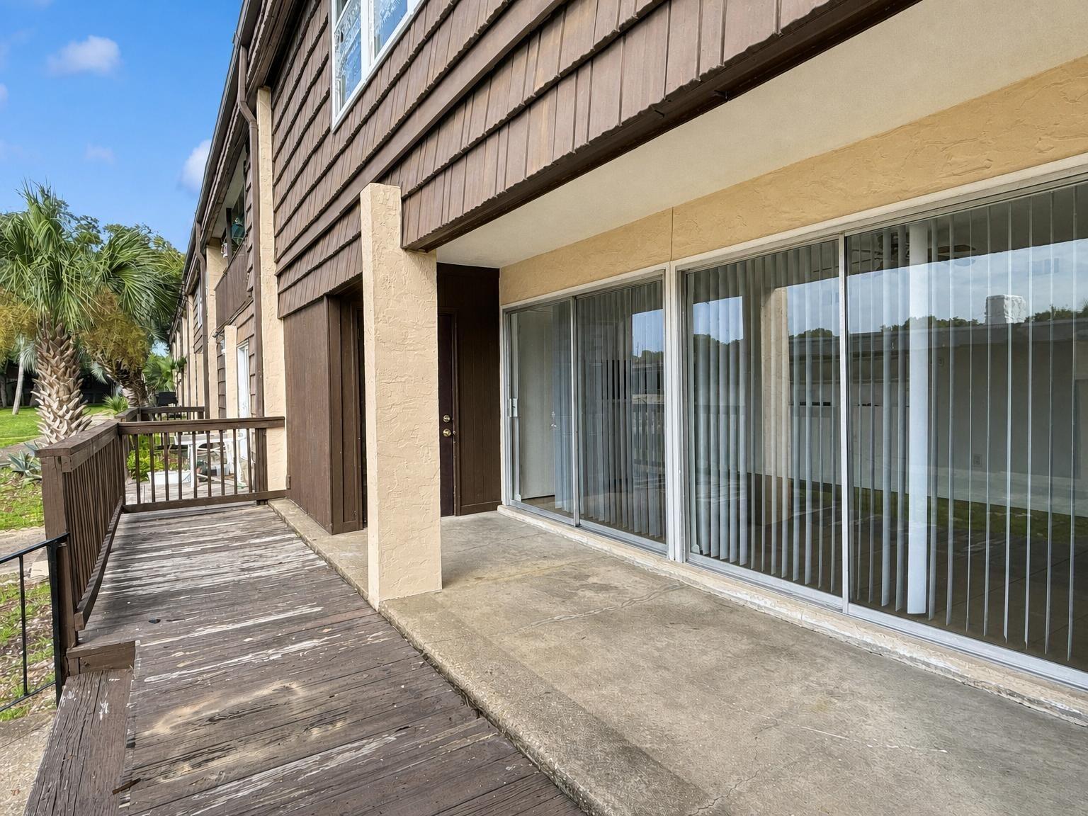 404 Marshall Court Unit 2 — photo