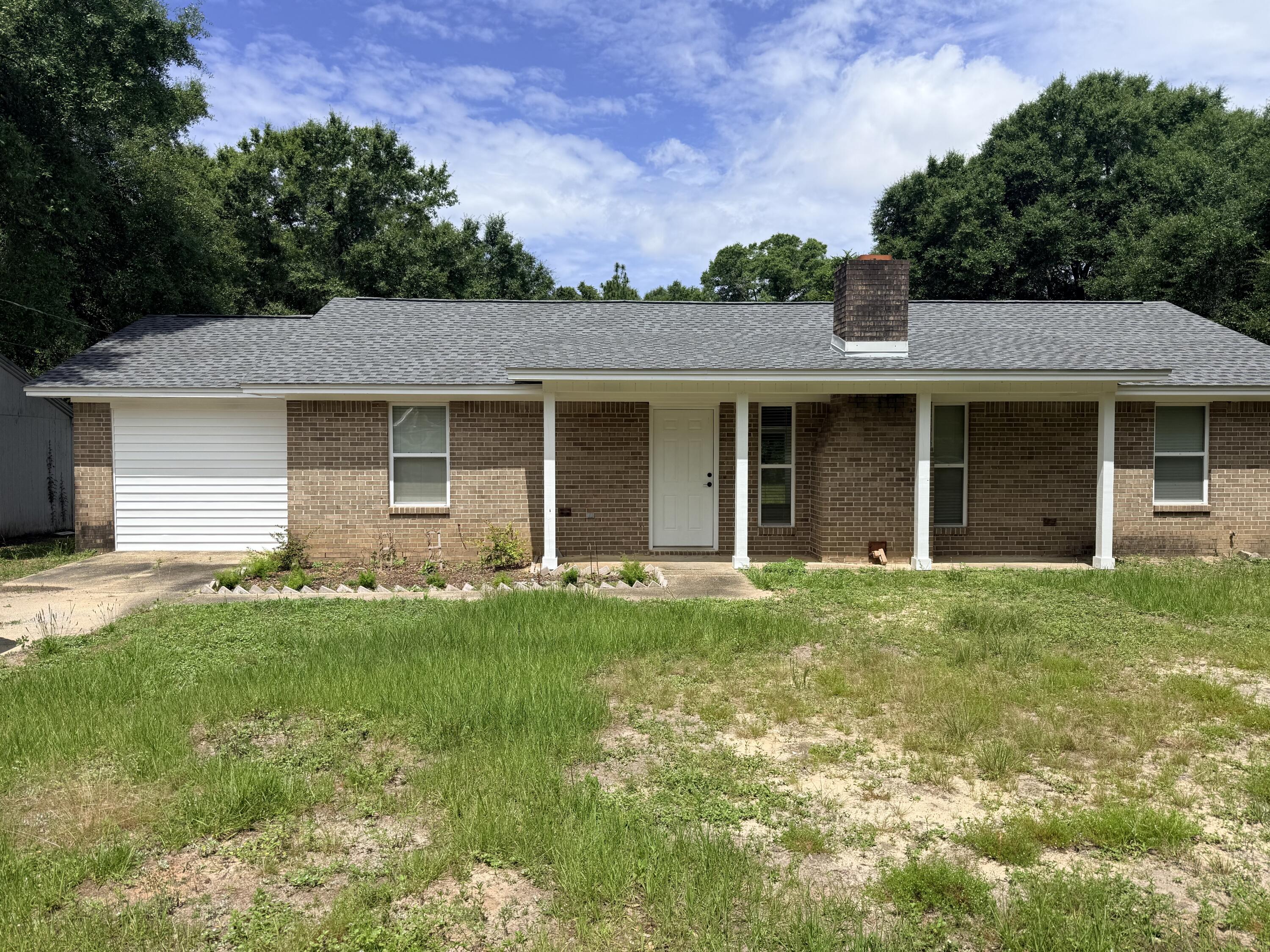 754 Ridge Lake Road — photo