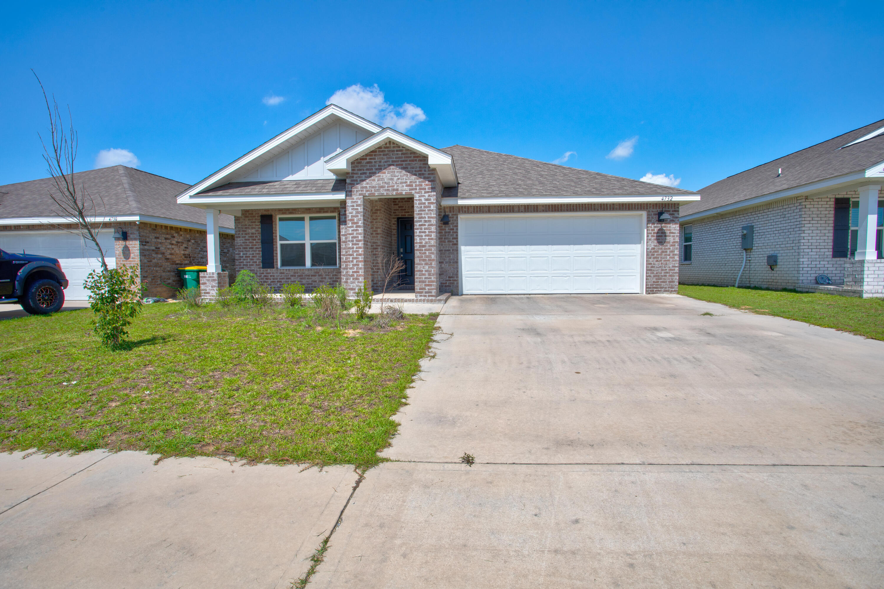 4732 Airmen Drive — photo