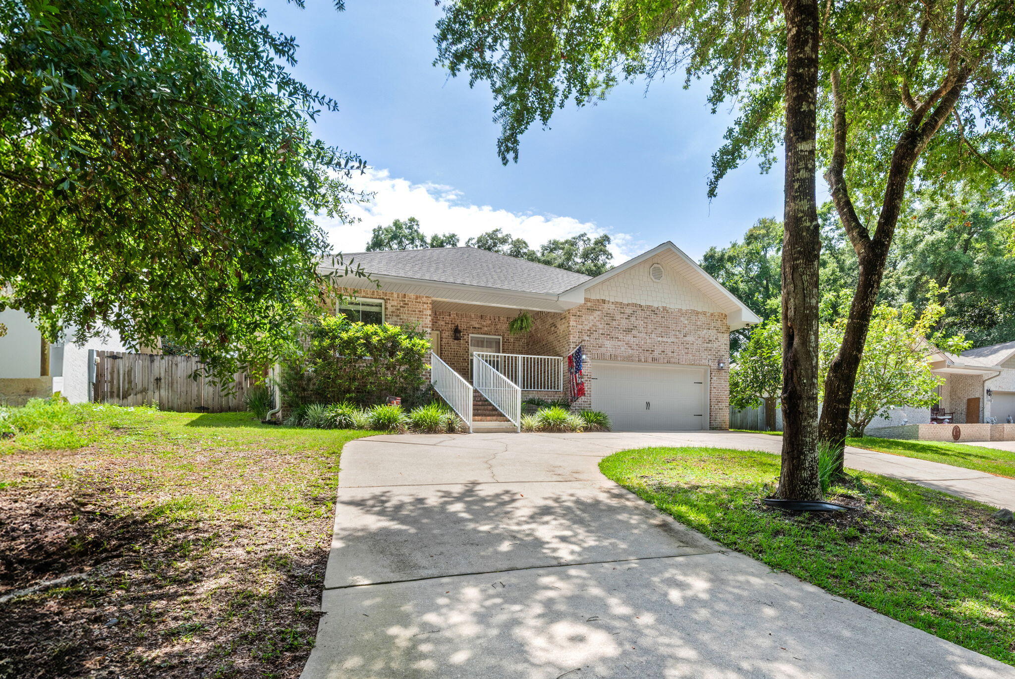 1341 N Bayshore Drive — photo