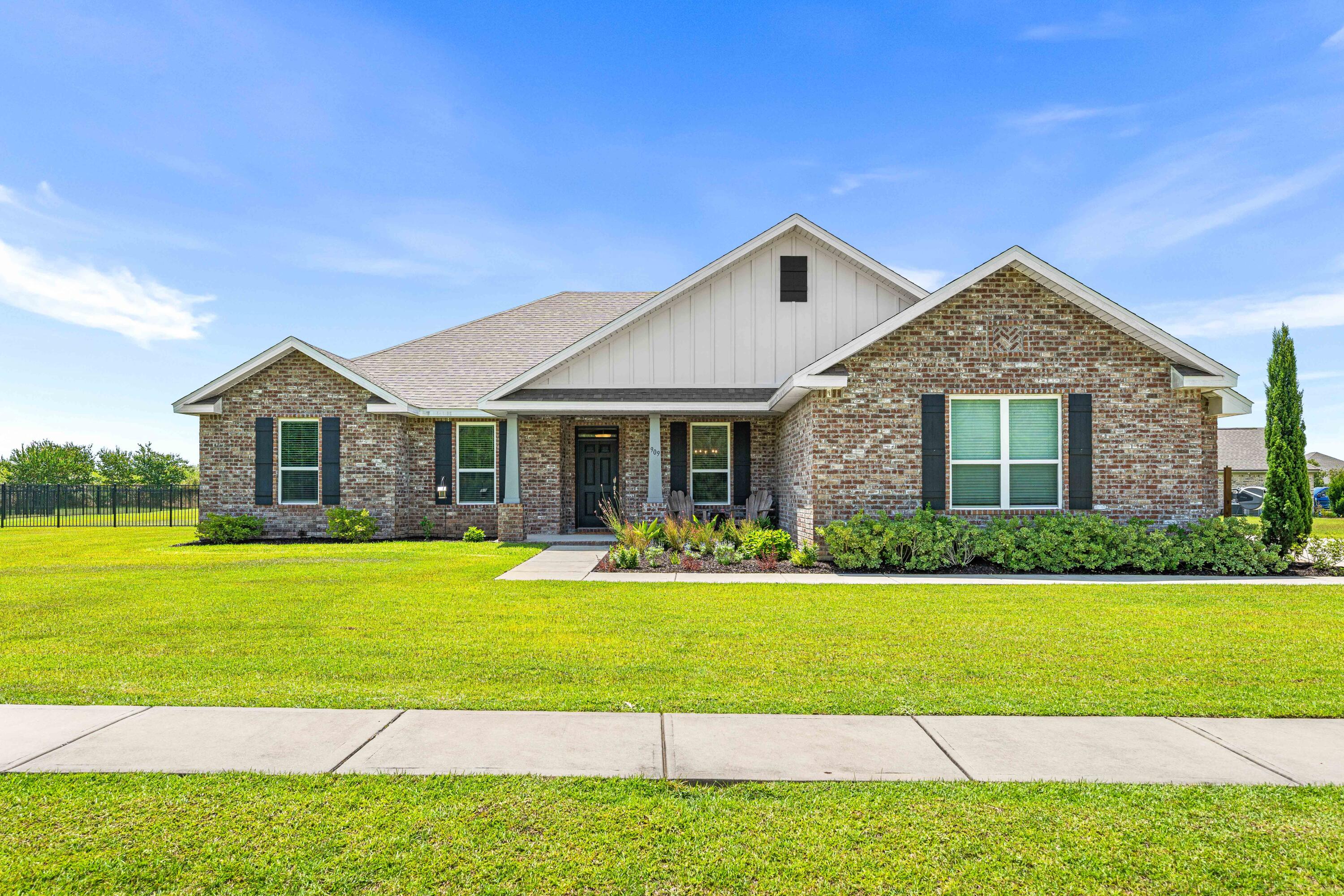909 Brushed Dunes Circle — photo