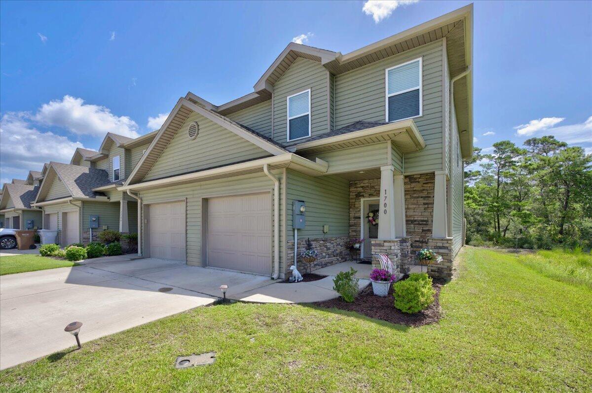 1700 Sound Haven Court — photo