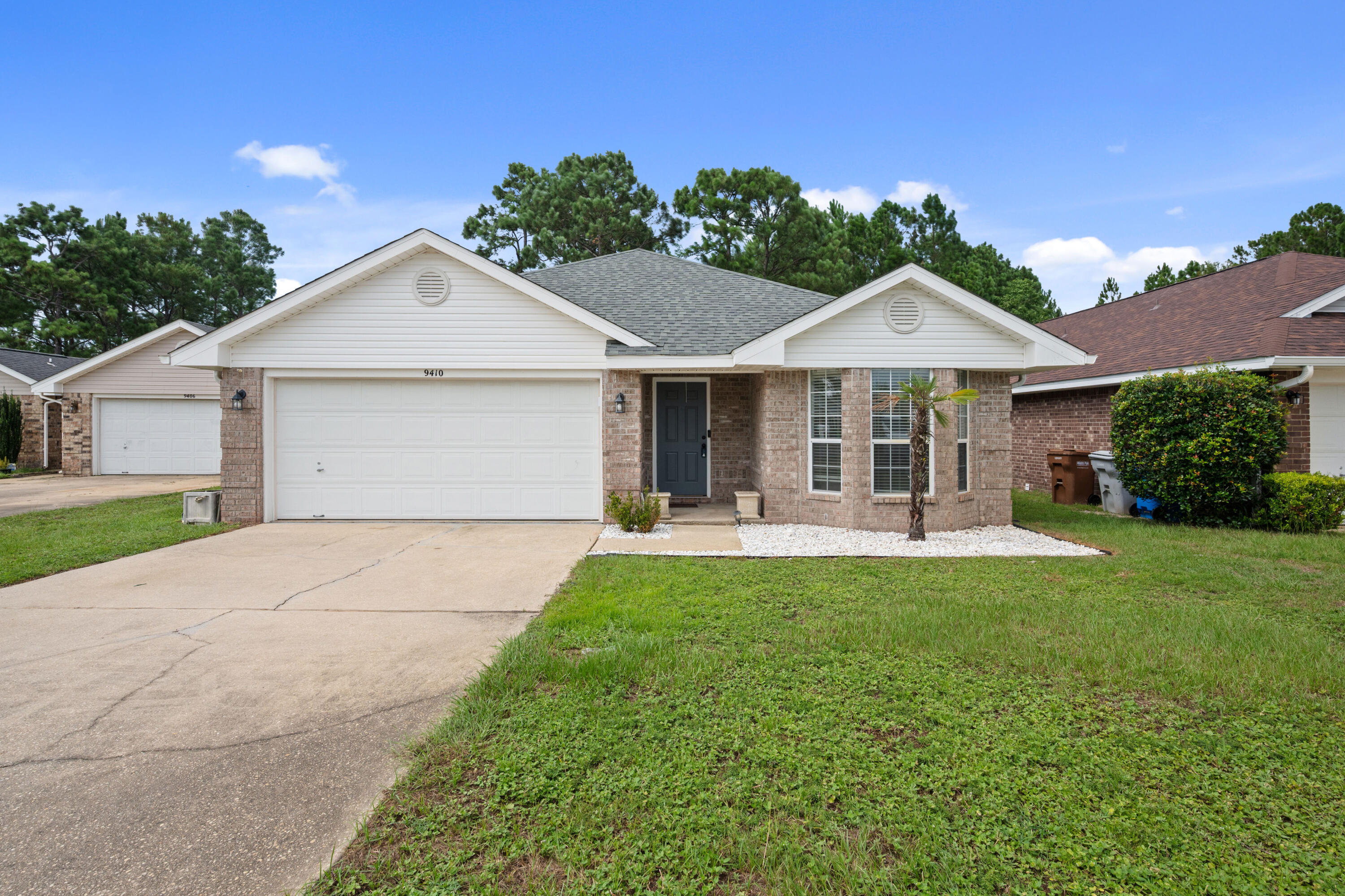 9410 Pine Lilly Court — photo