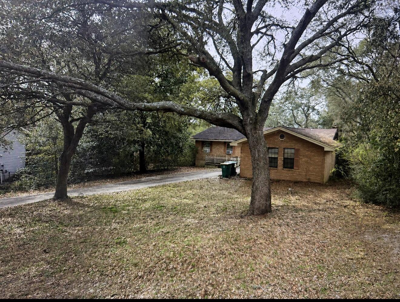 209 Ashley Drive — photo