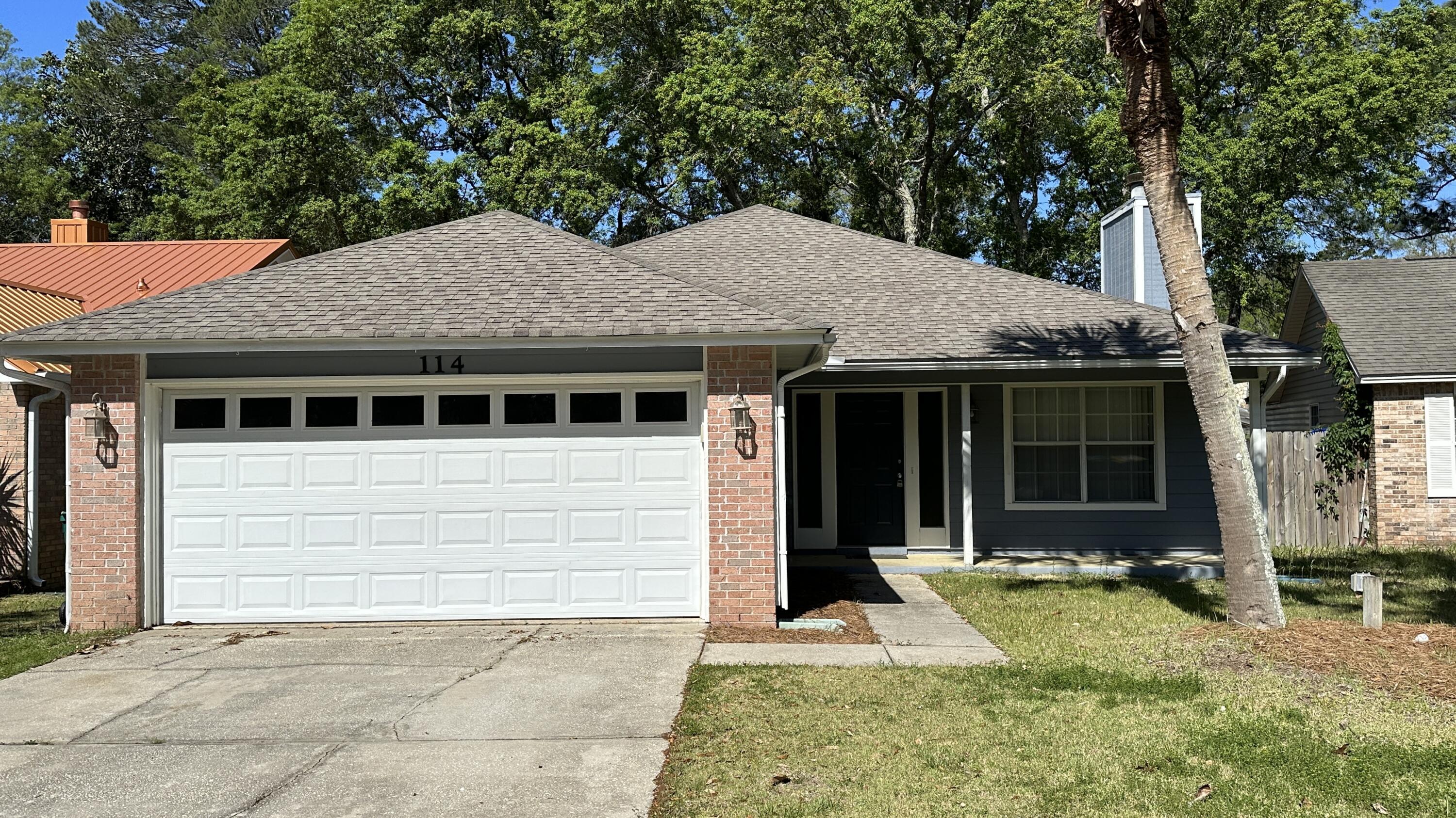 114 Wright Circle — photo