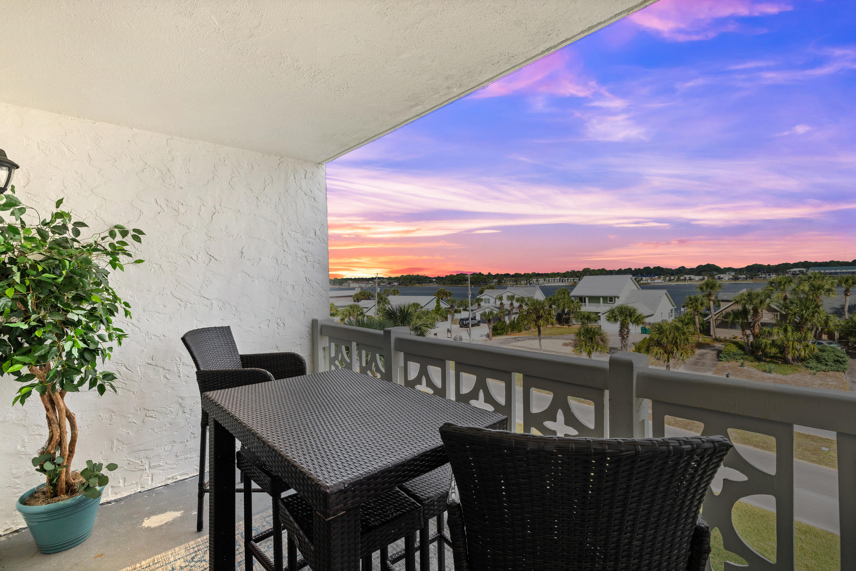 909 Santa Rosa Boulevard Unit 548 — photo