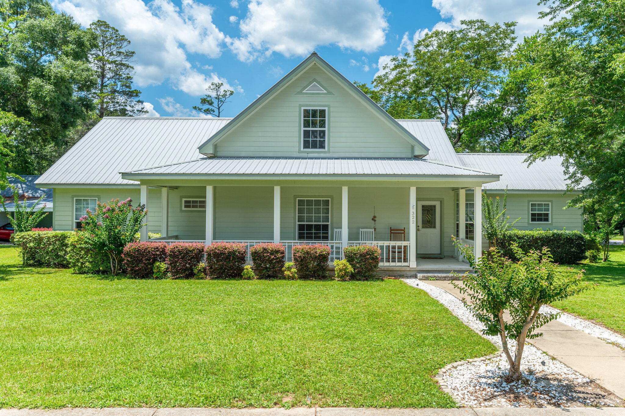 322 Crescent Drive — photo