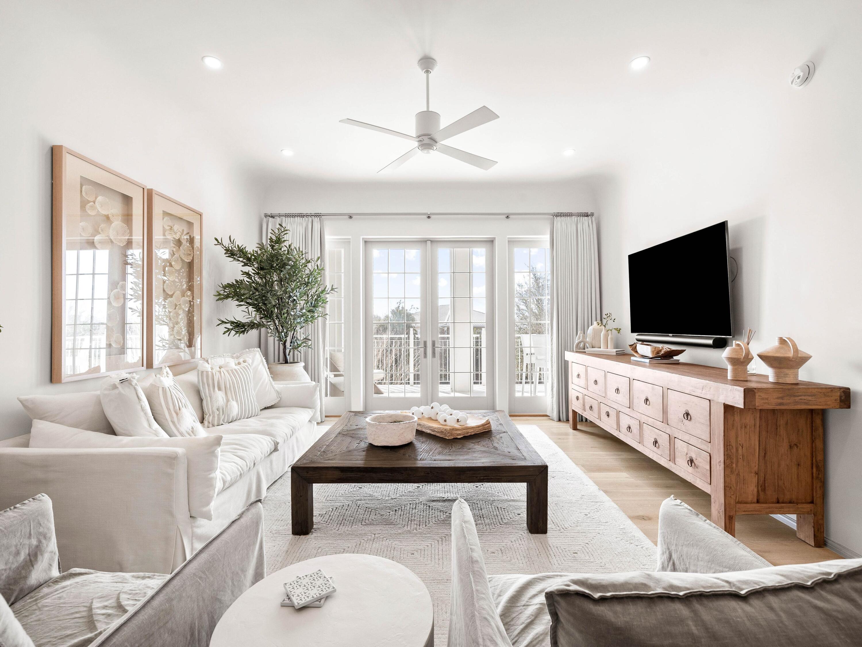 45 W Solaire Way 206 — photo