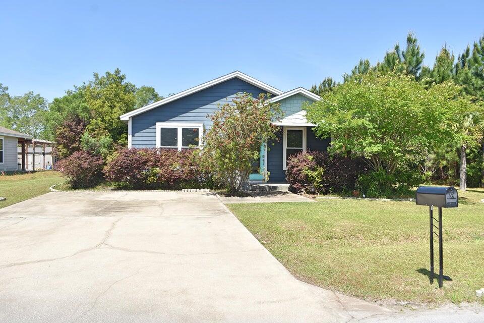 416 Tropical Way — photo