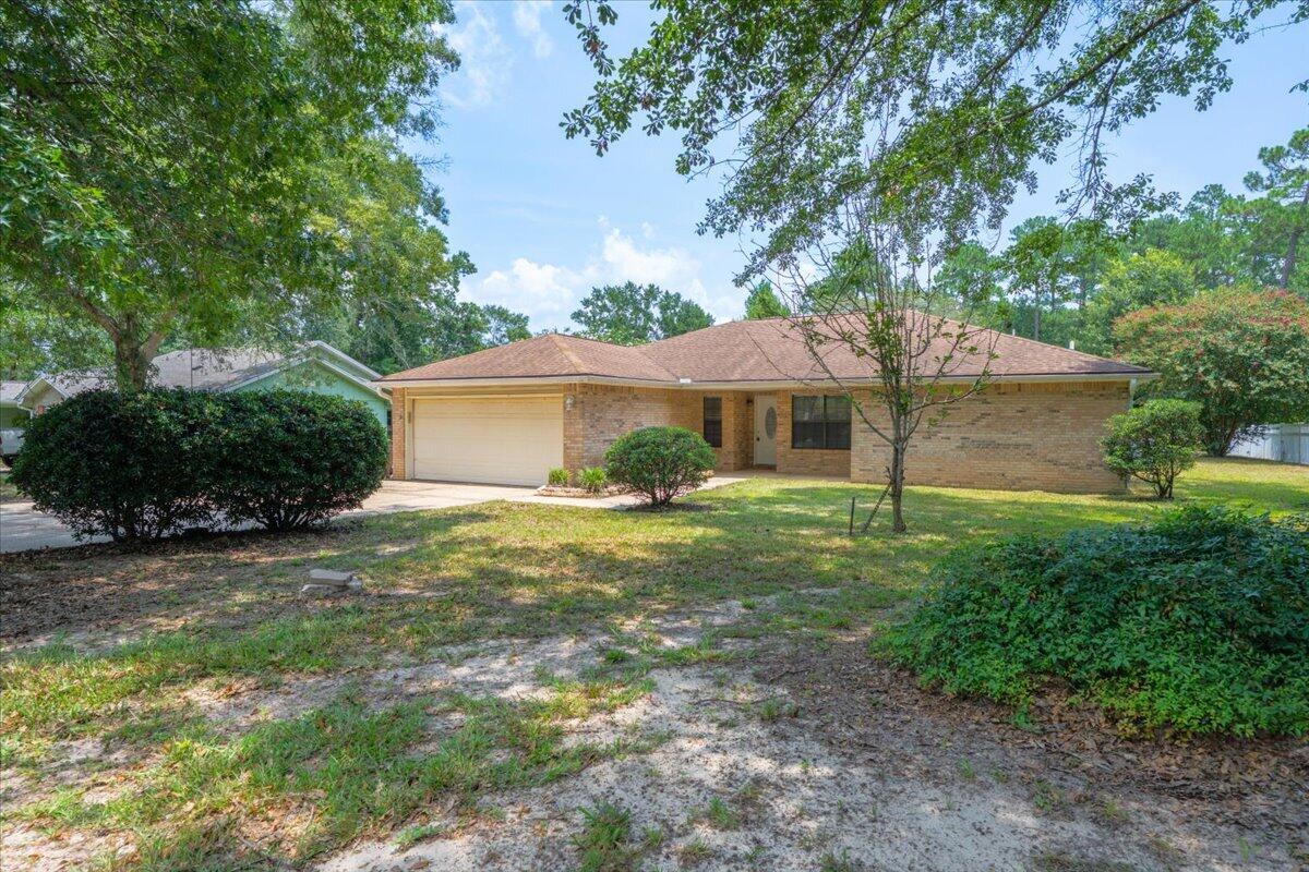 112 Golf Course Drive — photo