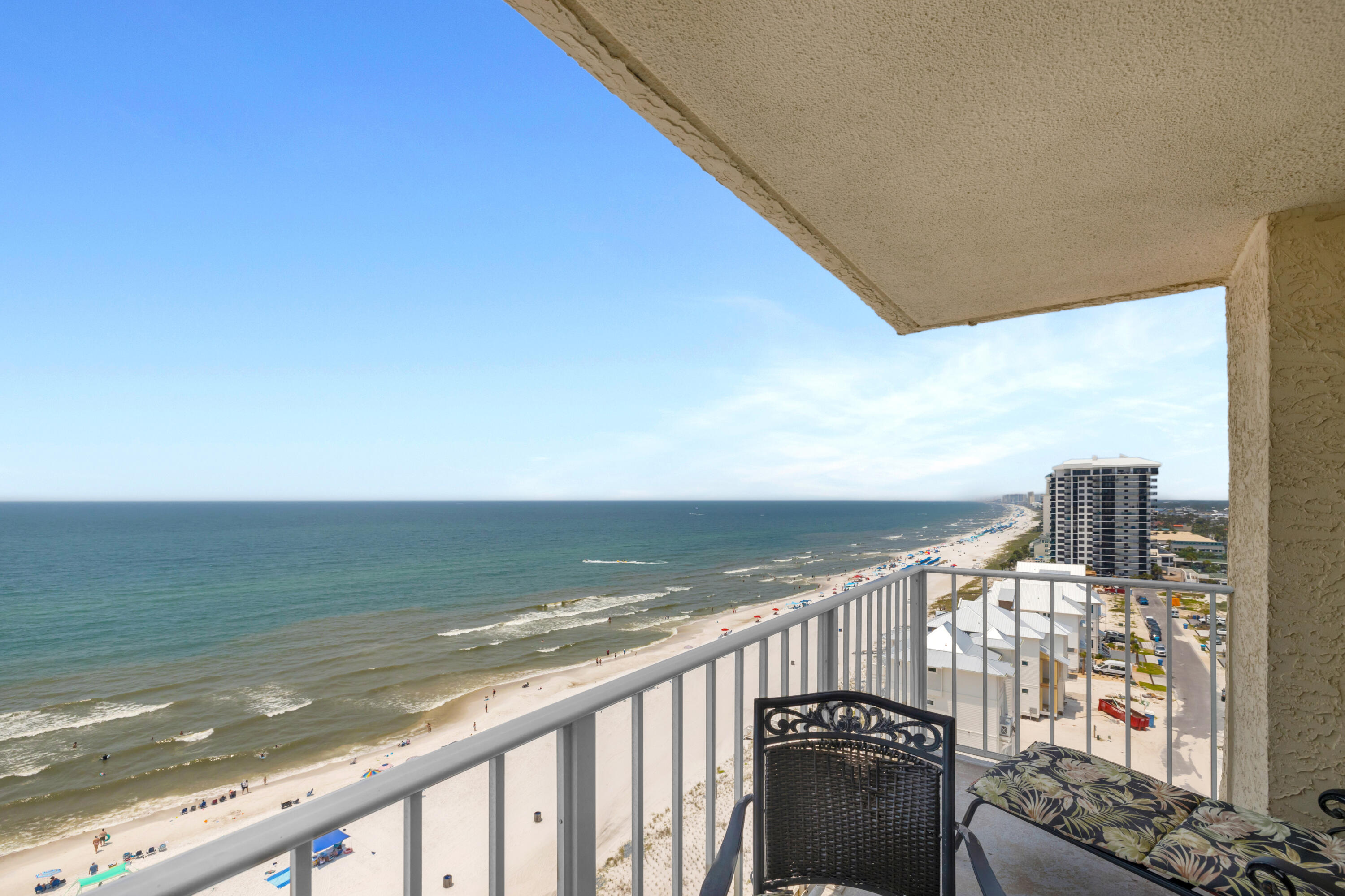 5801 Thomas Drive Unit 1305 — photo
