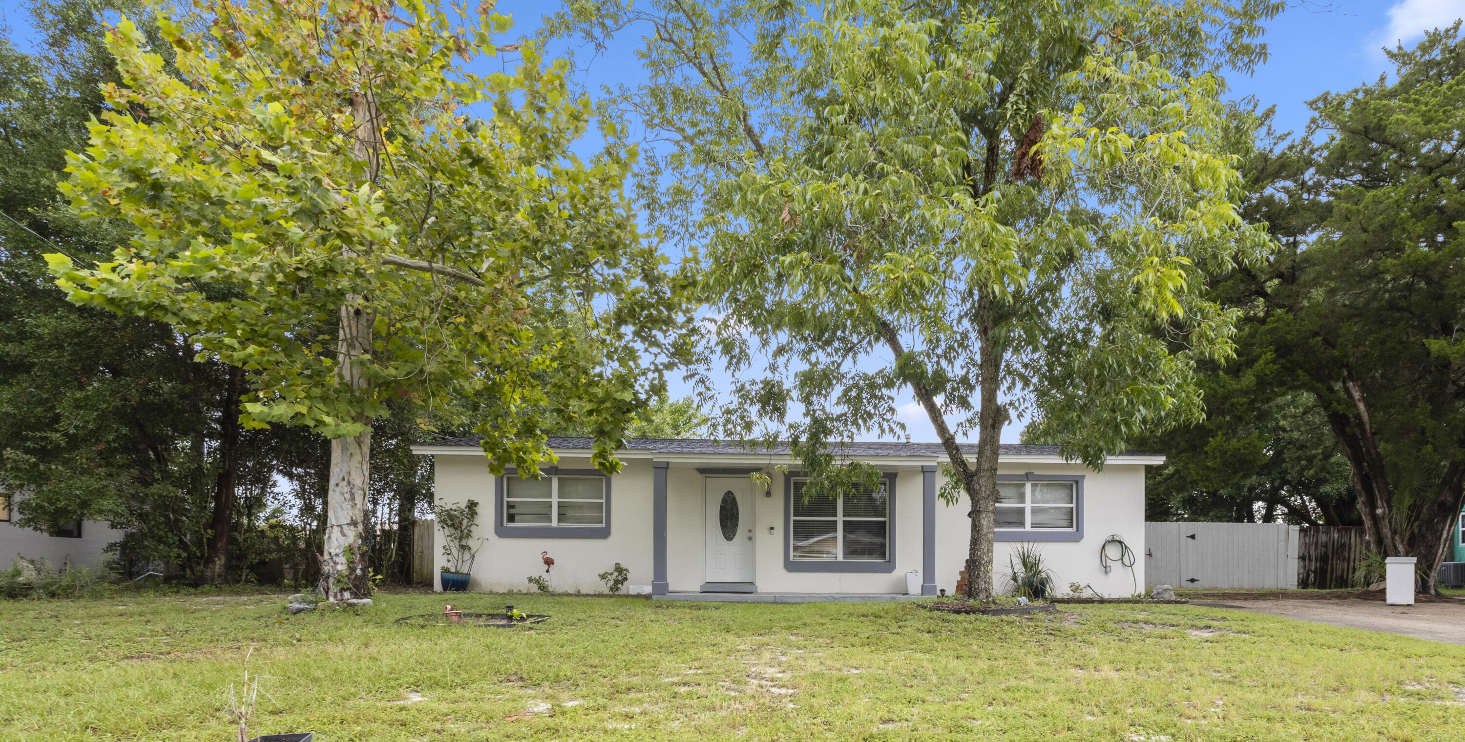 411 Shrewsbury Road — photo