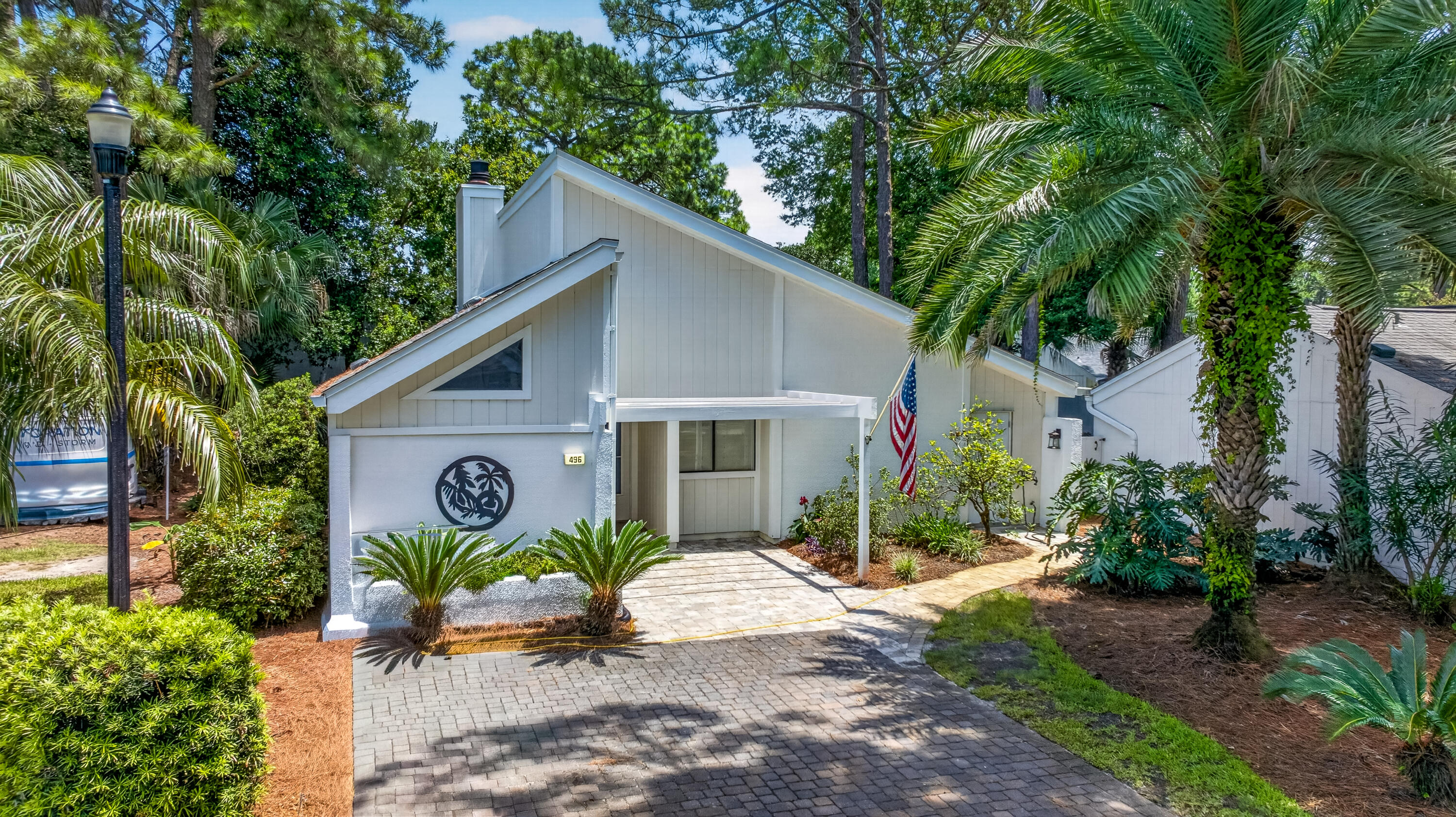 496 Linkside Drive — photo