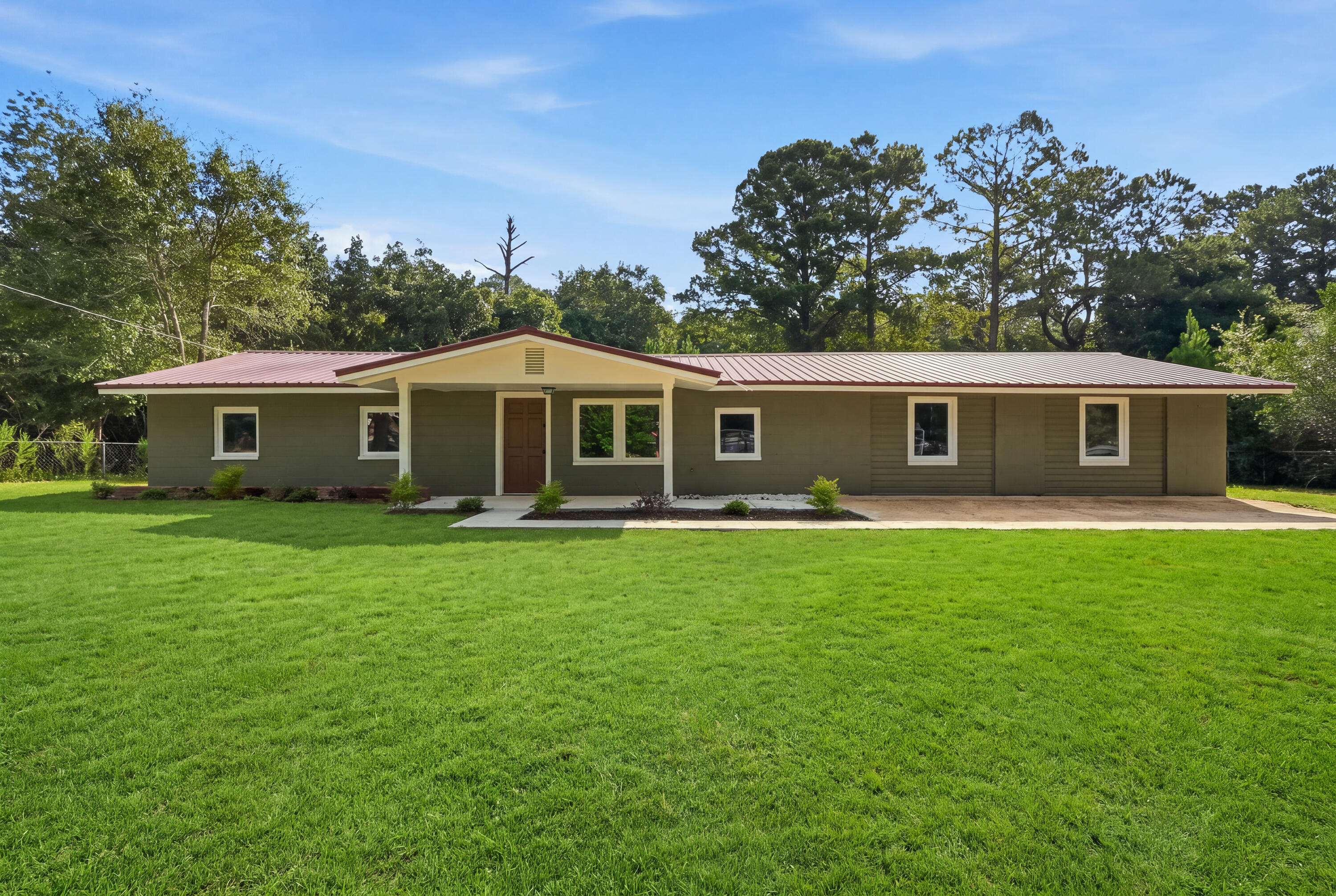 4104 County Highway 1087 — photo