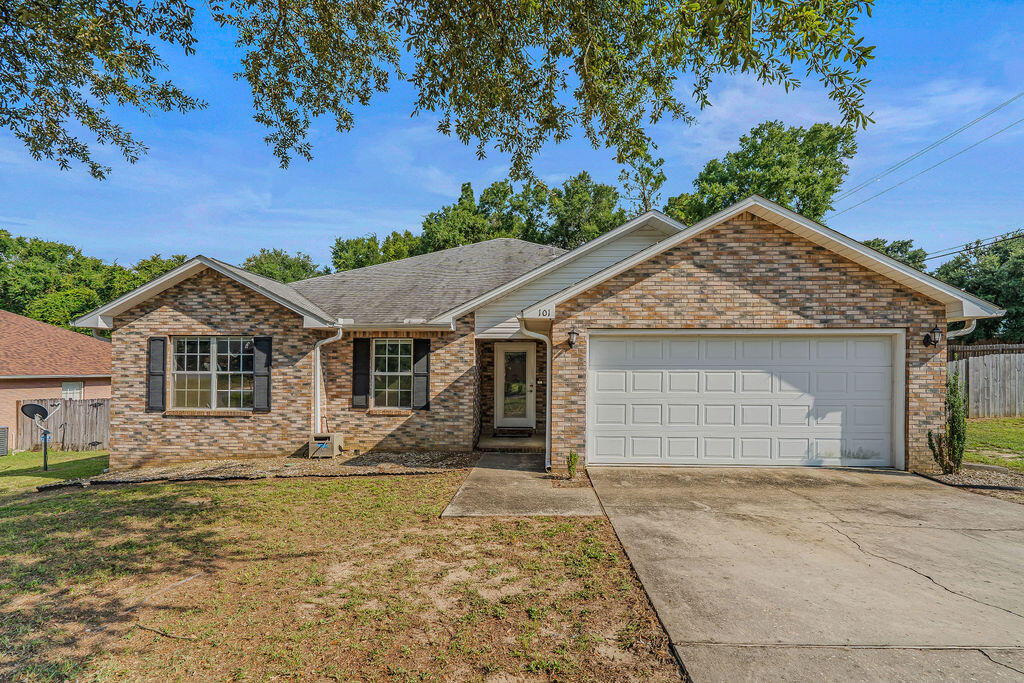 101 Conquest Avenue, Crestview, FL 32536 — photo 2
