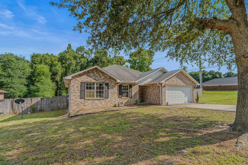 101 Conquest Avenue, Crestview, FL 32536 — photo 3