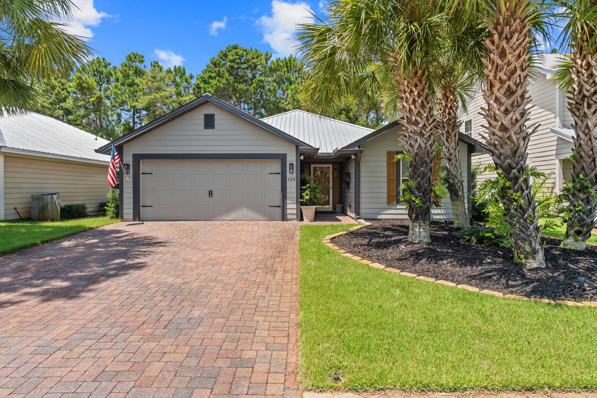 128 Golden Eagle Court — photo