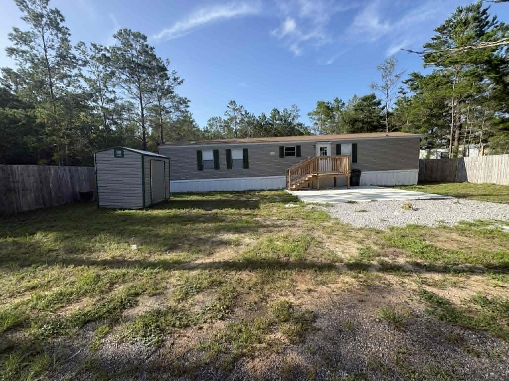 173 E Lafavre Lane — photo