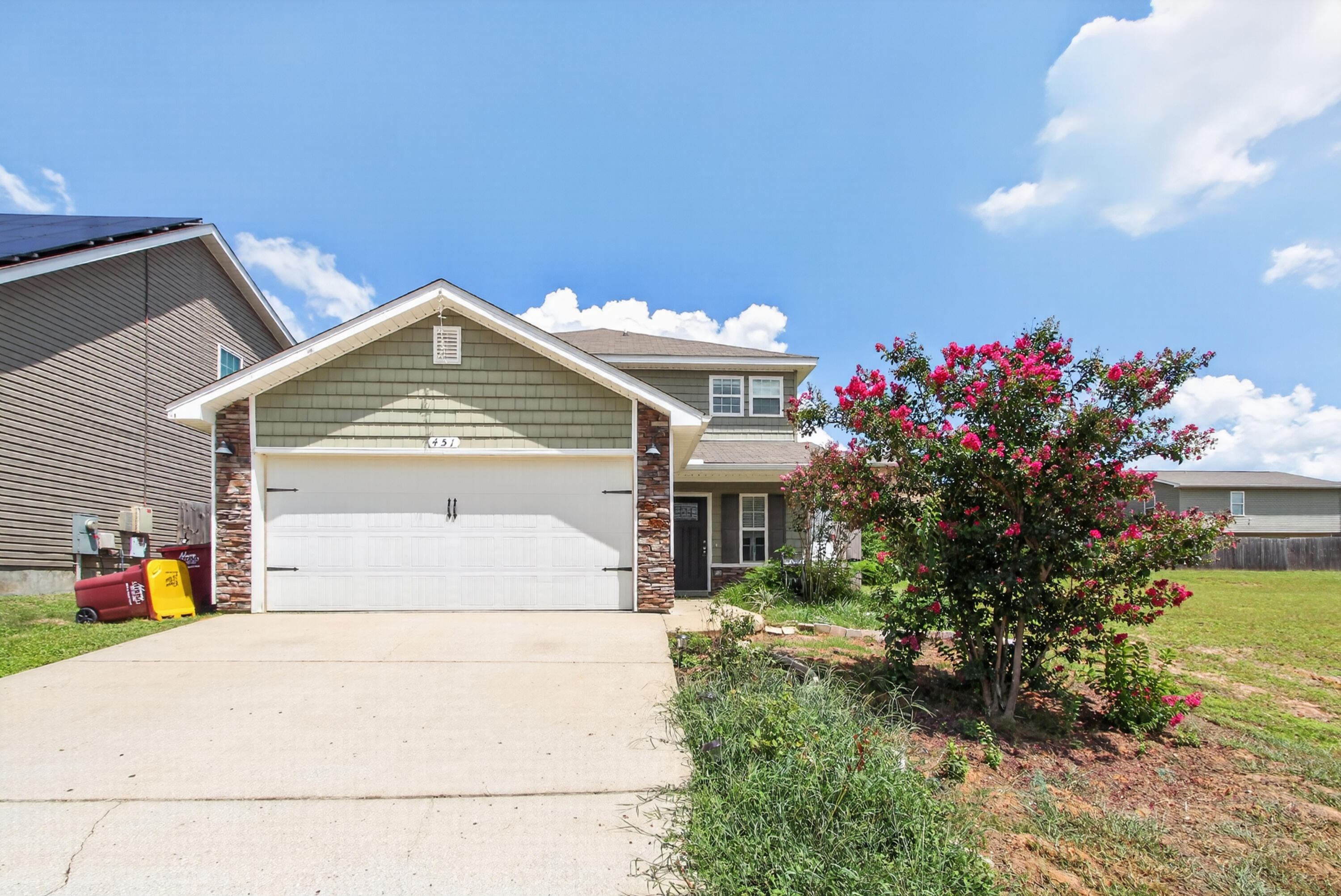 451 Eisenhower Drive — photo