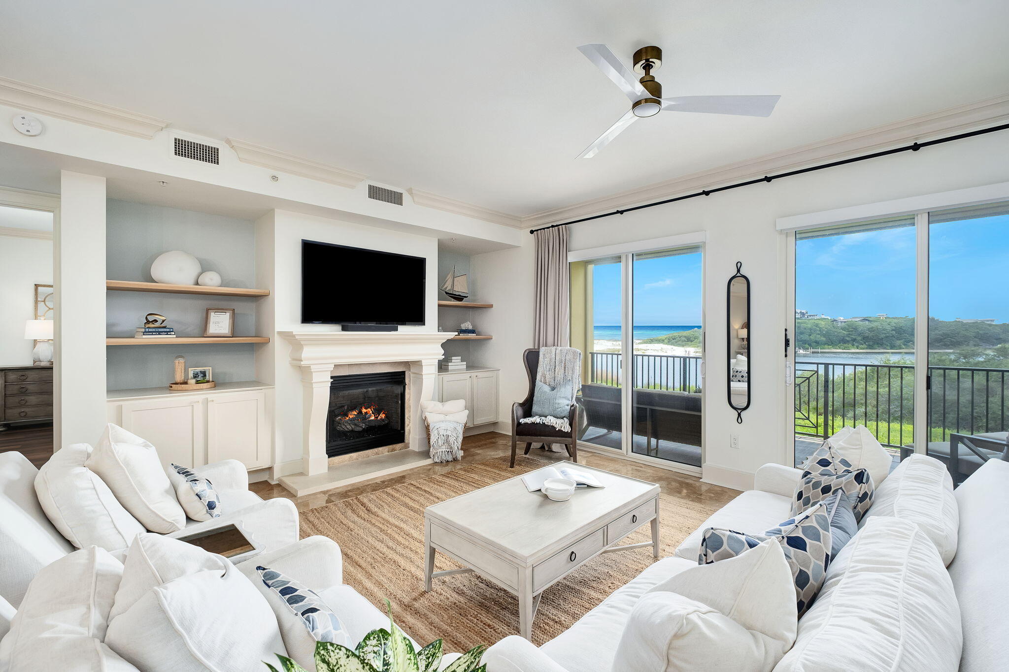 1363 W County Highway 30a Unit 1119 — photo