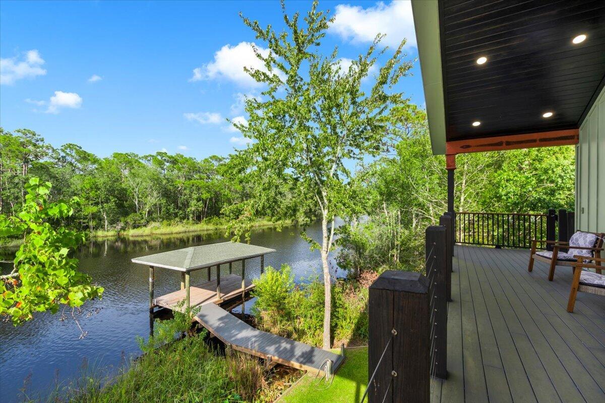 8536 Kingsley Place — photo