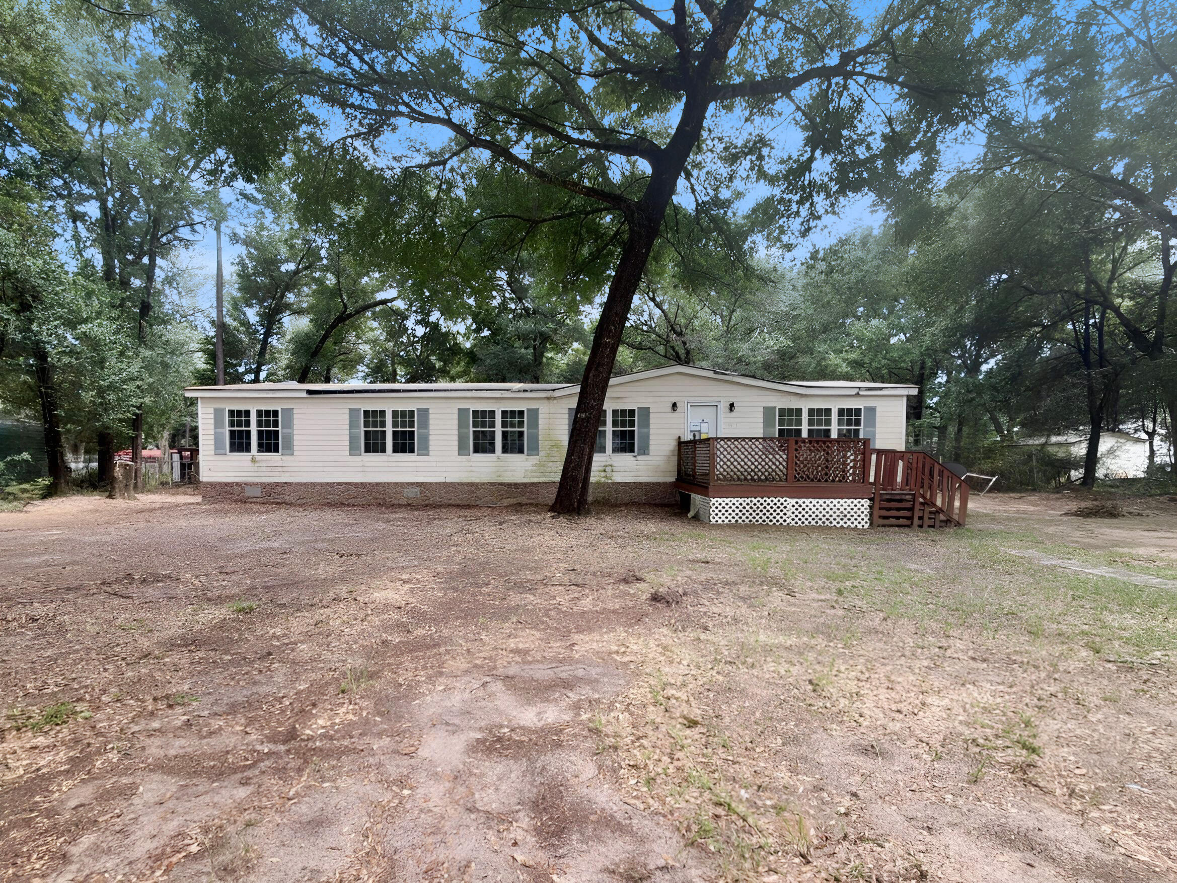 5623 Tom Sawyer Road — photo