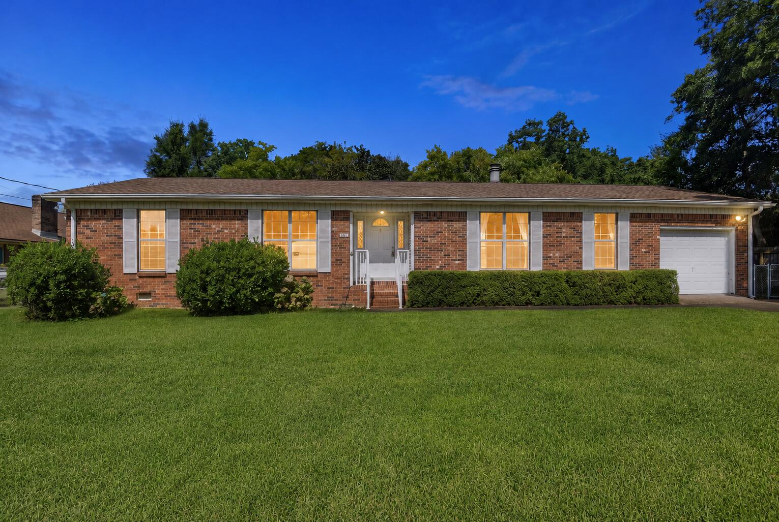 102 NW Cape Drive — photo