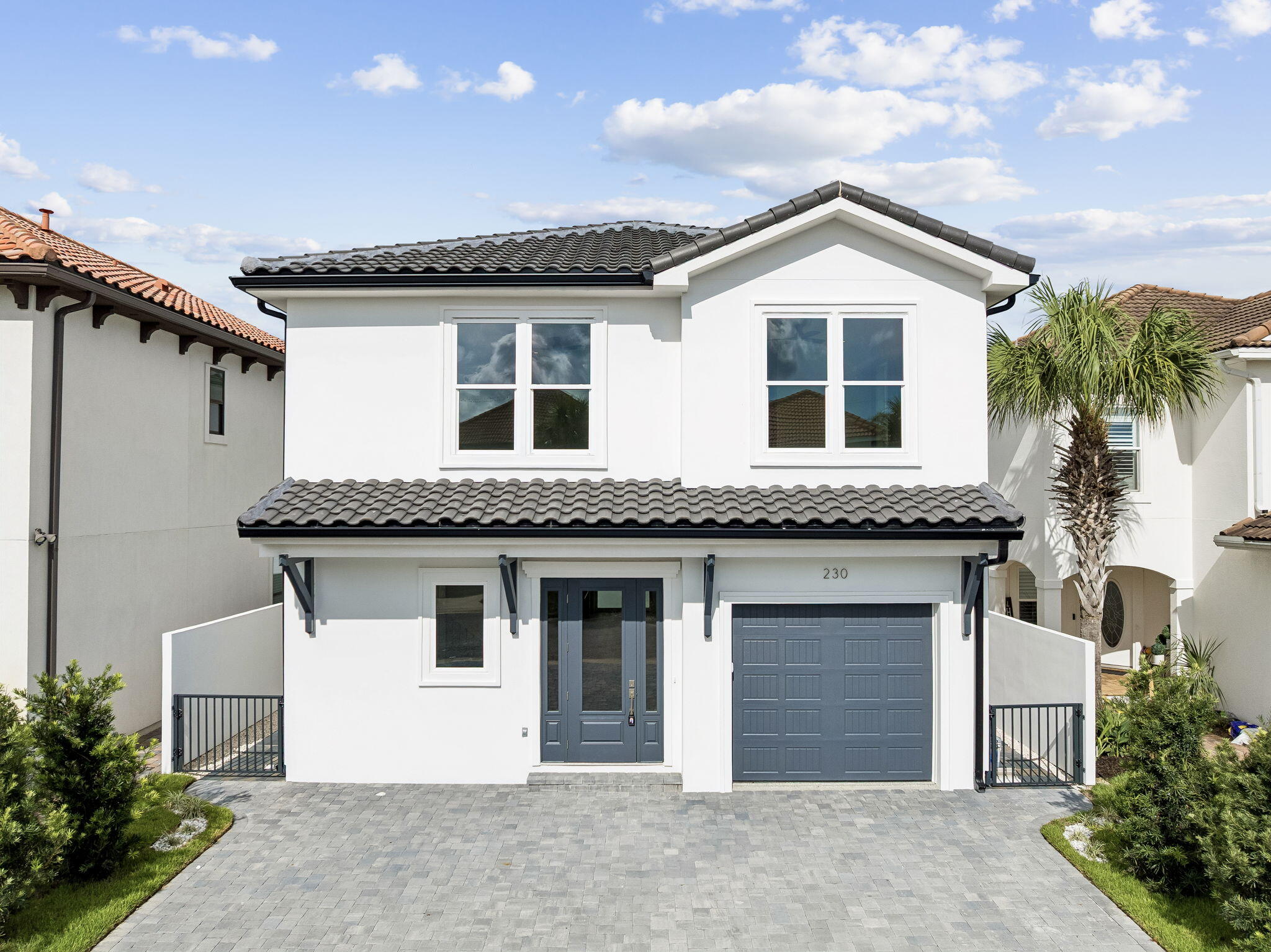 230 Inverrary Drive — photo