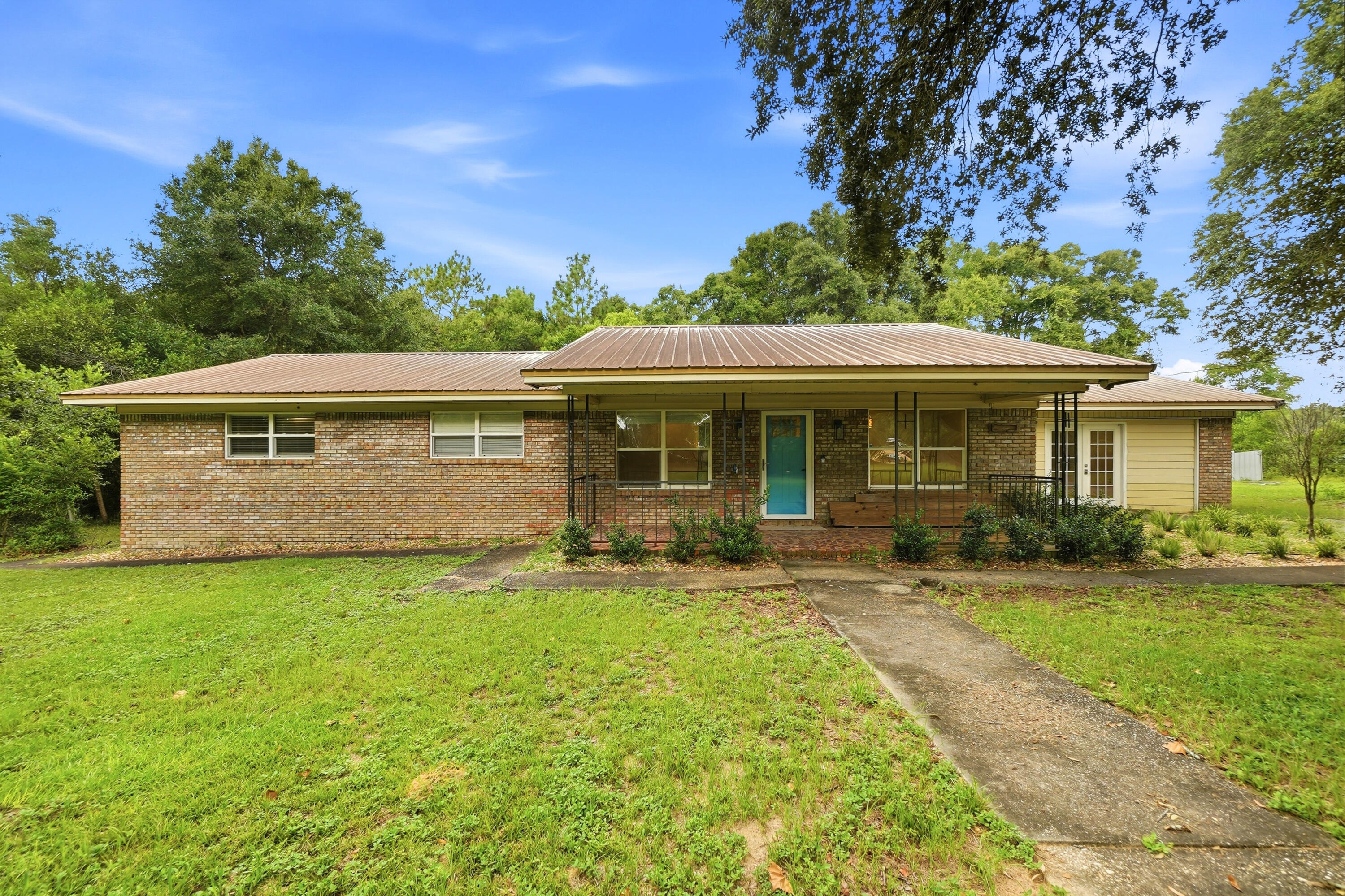 3174 Earl Kennedy Road — photo