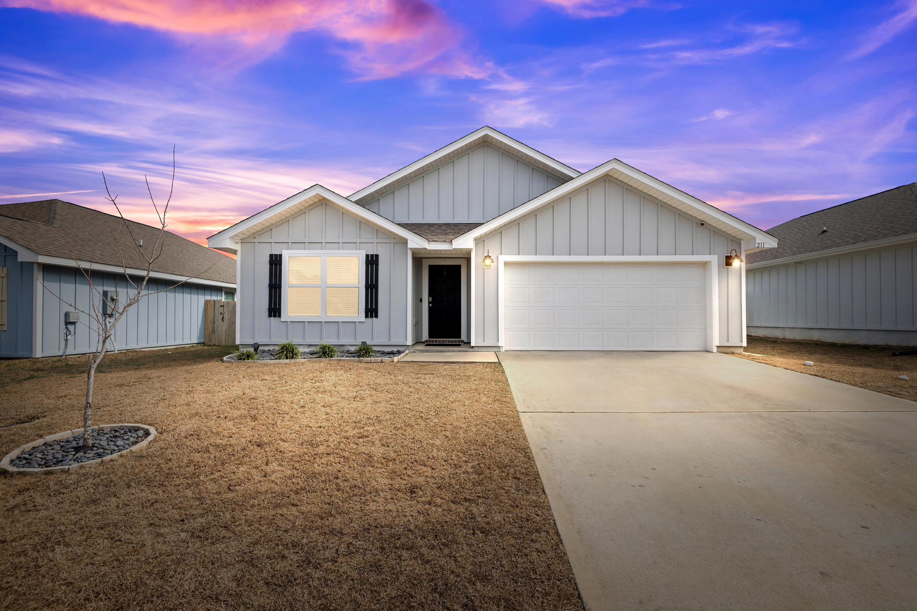 211 Laurel Hill Street — photo