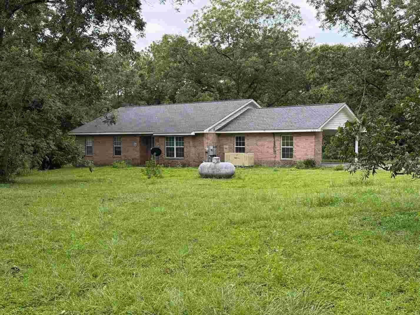 6100 Barnes Road — photo