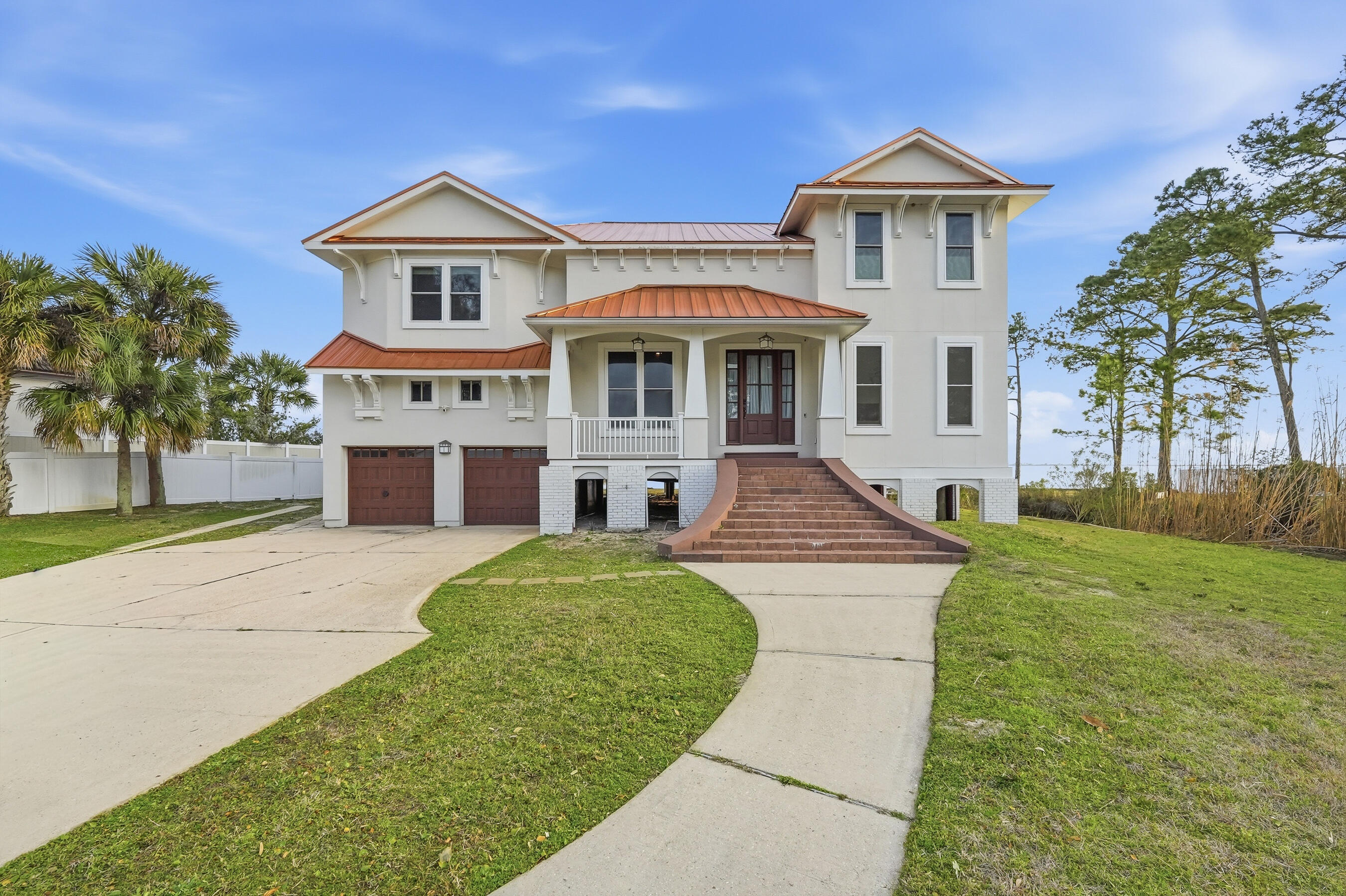 431 Atwater Court — photo