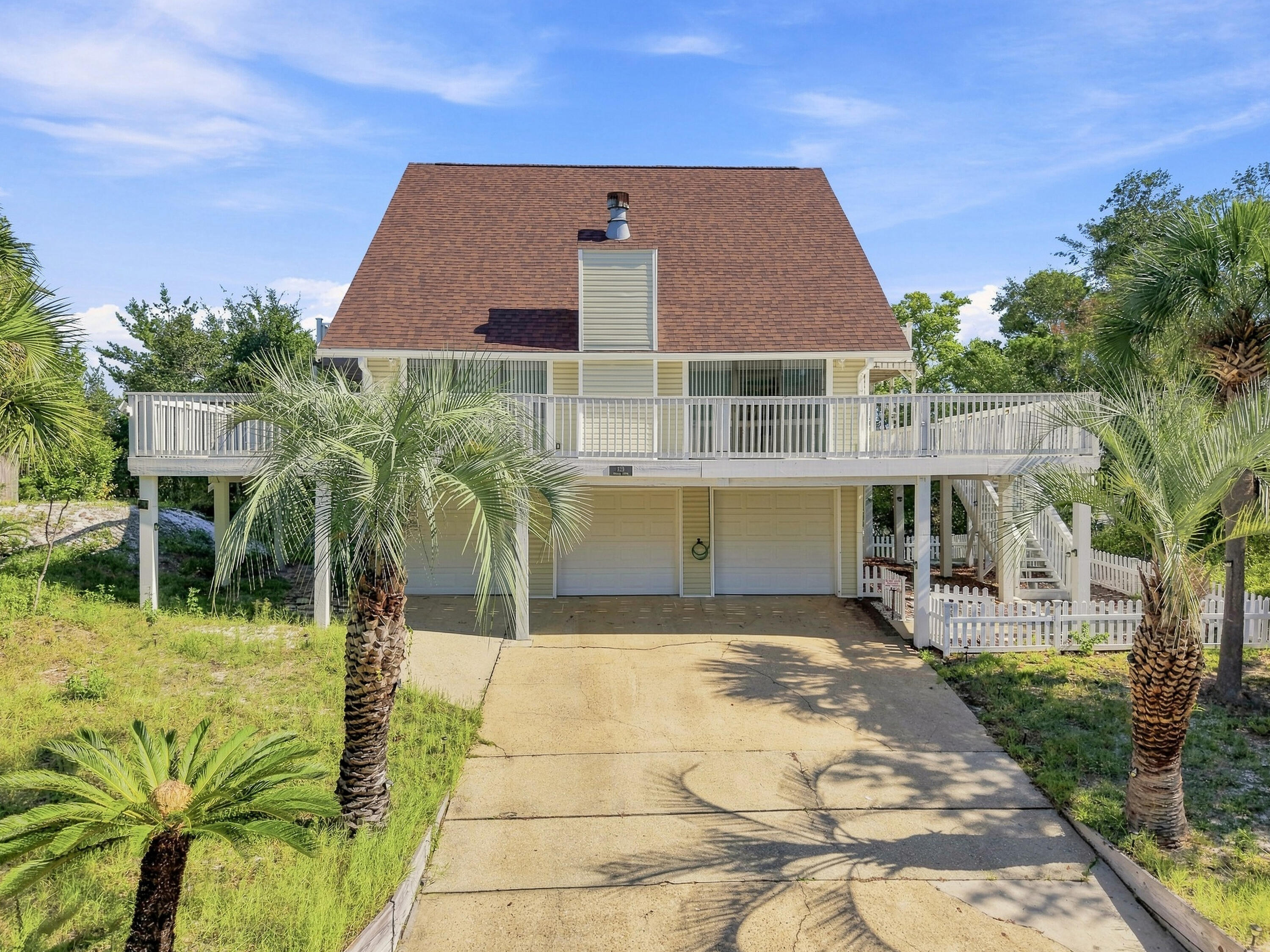329 Summit Drive — photo