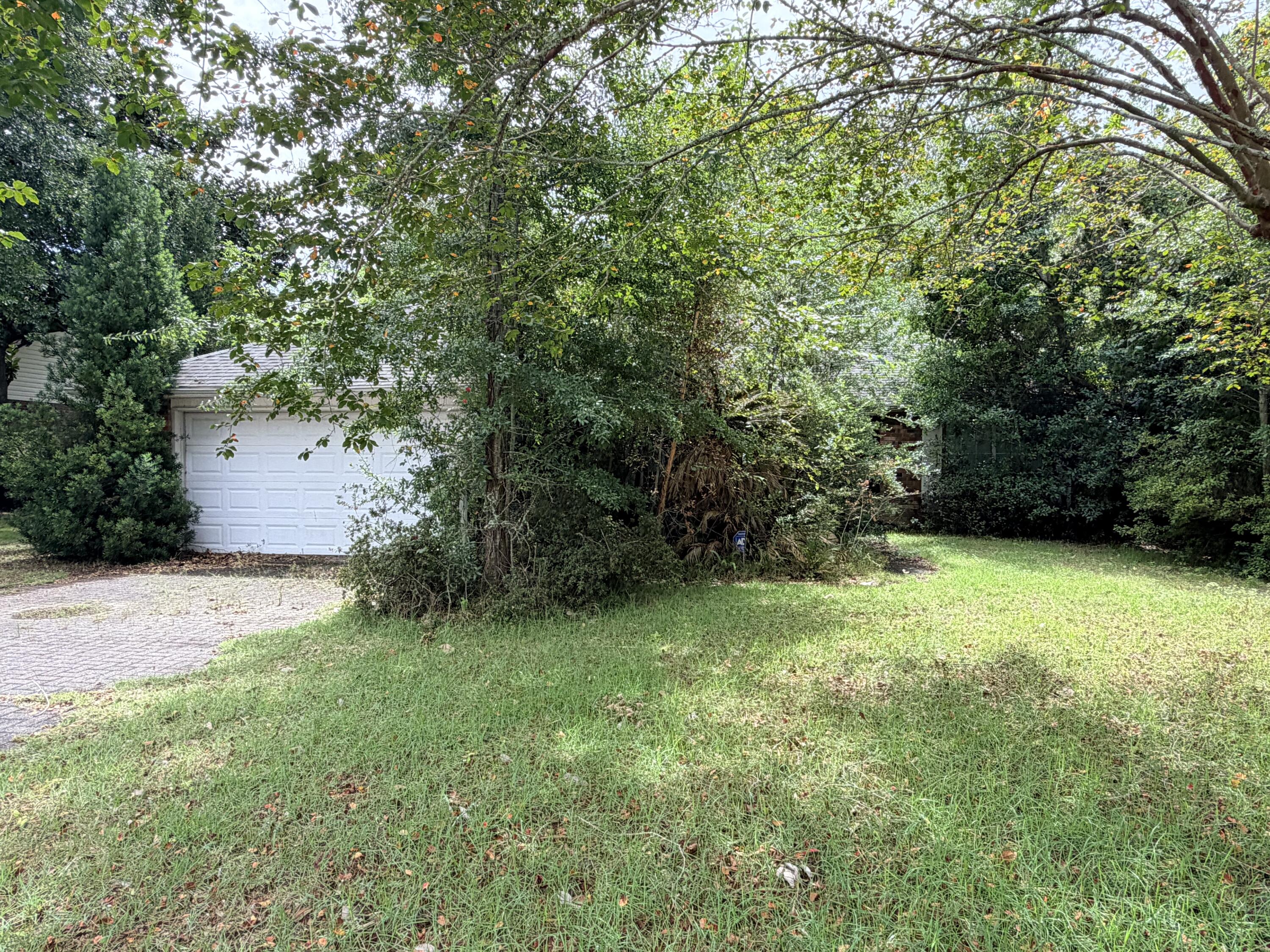 4412 Southminster Circle — photo