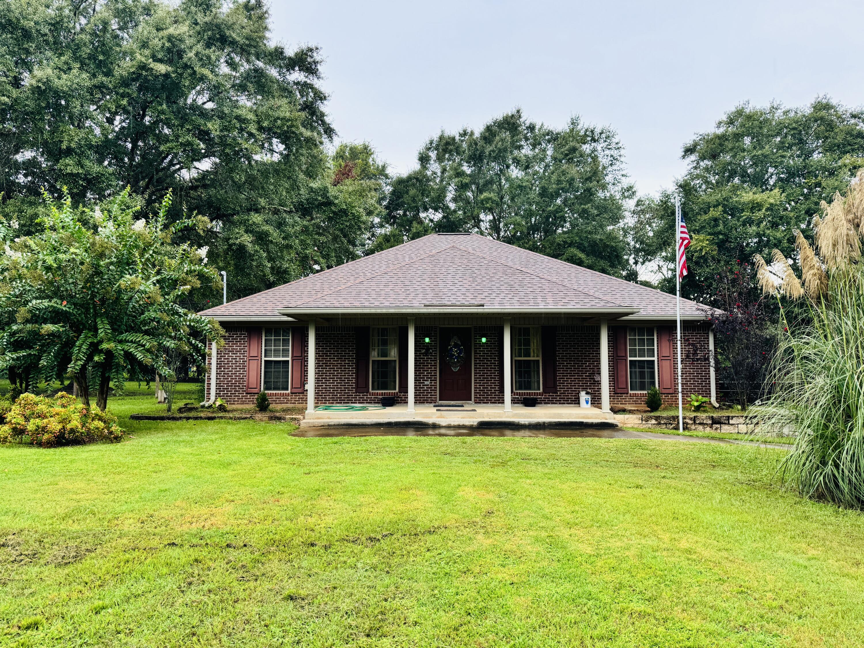 845 Hickory Street — photo
