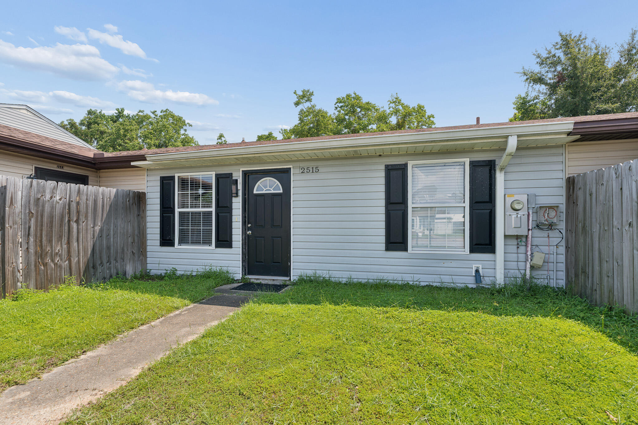 2515 Johnson Drive — photo