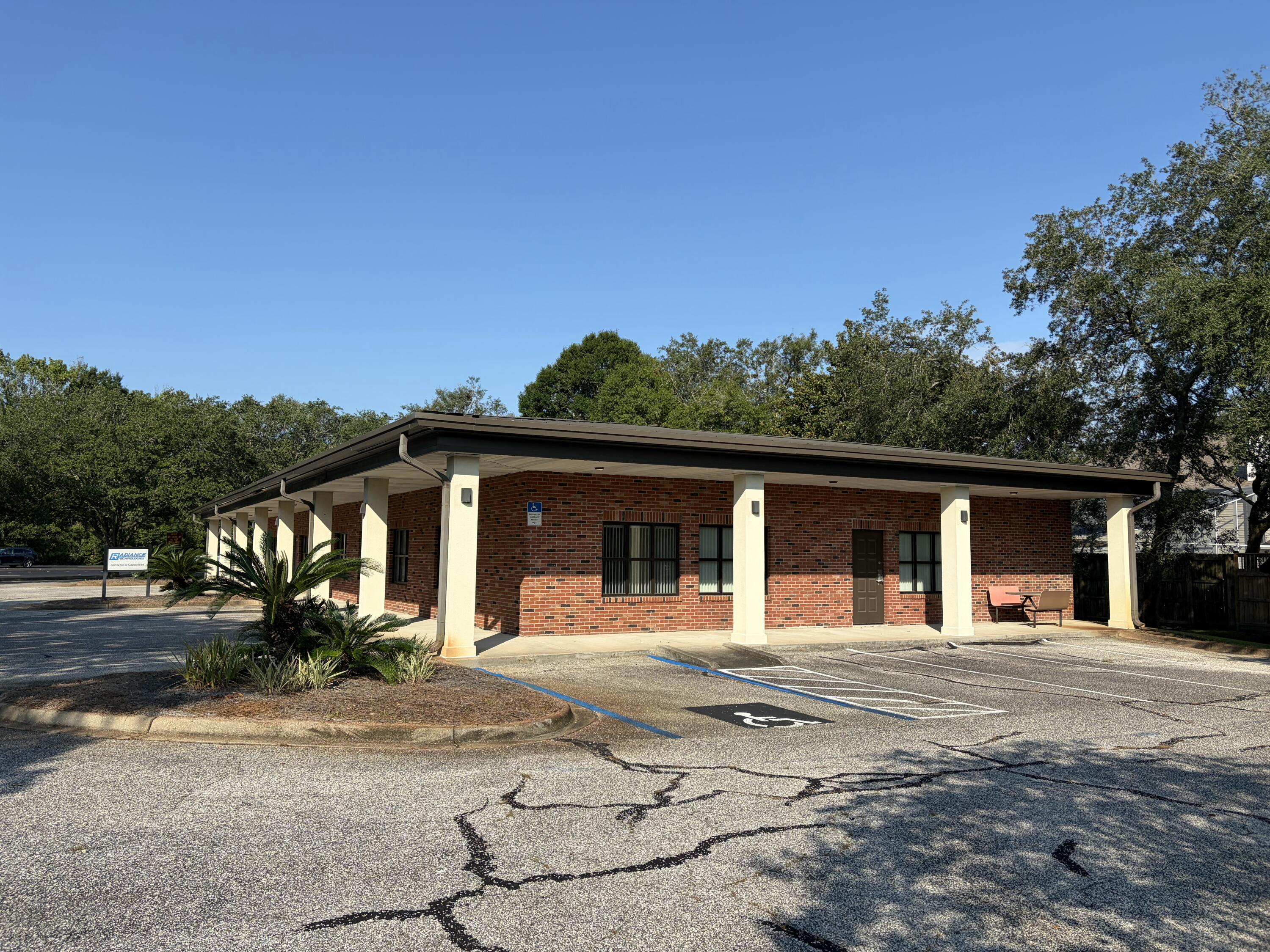 998 Eglin Parkway — photo