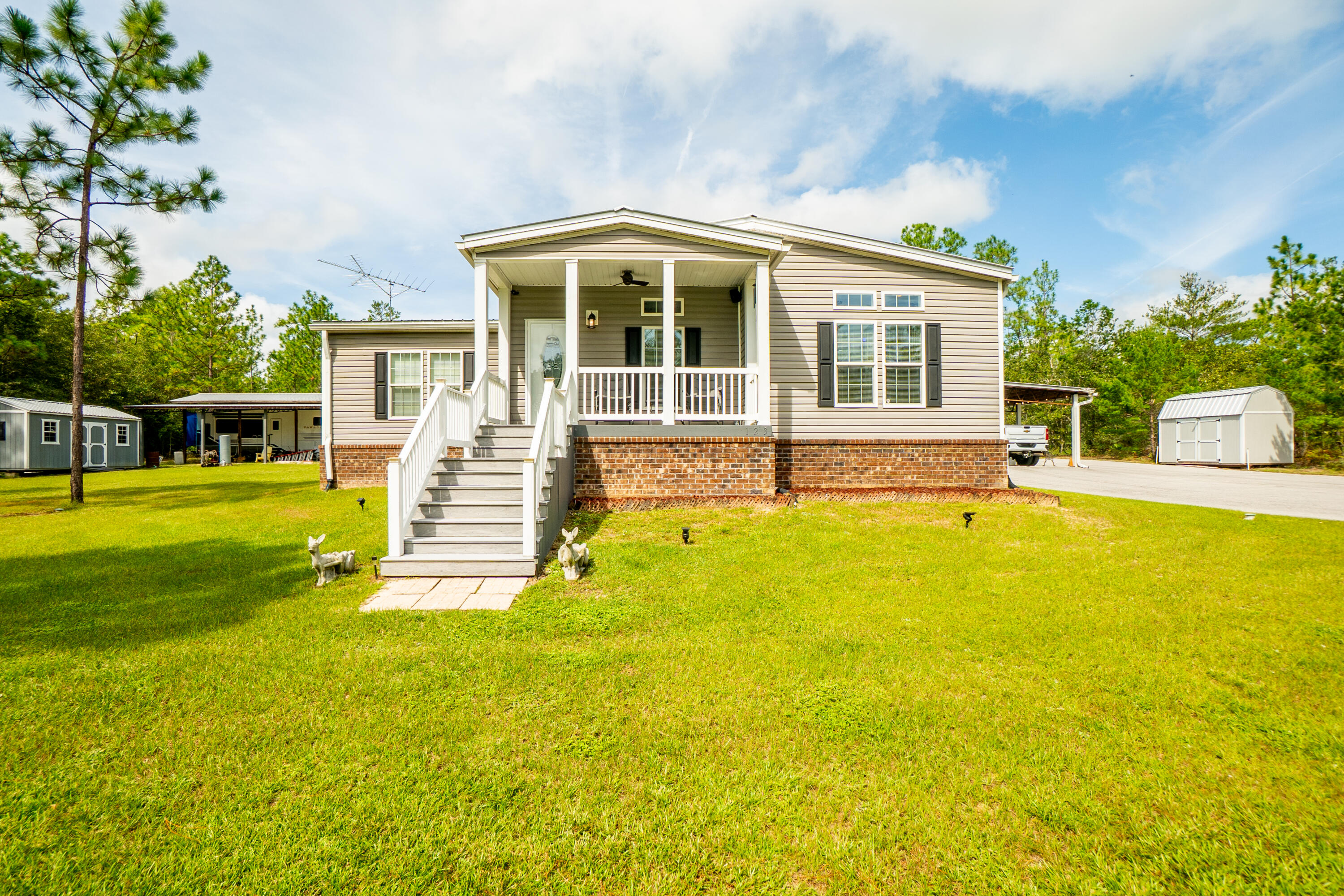 123 Beaver Dam Road — photo